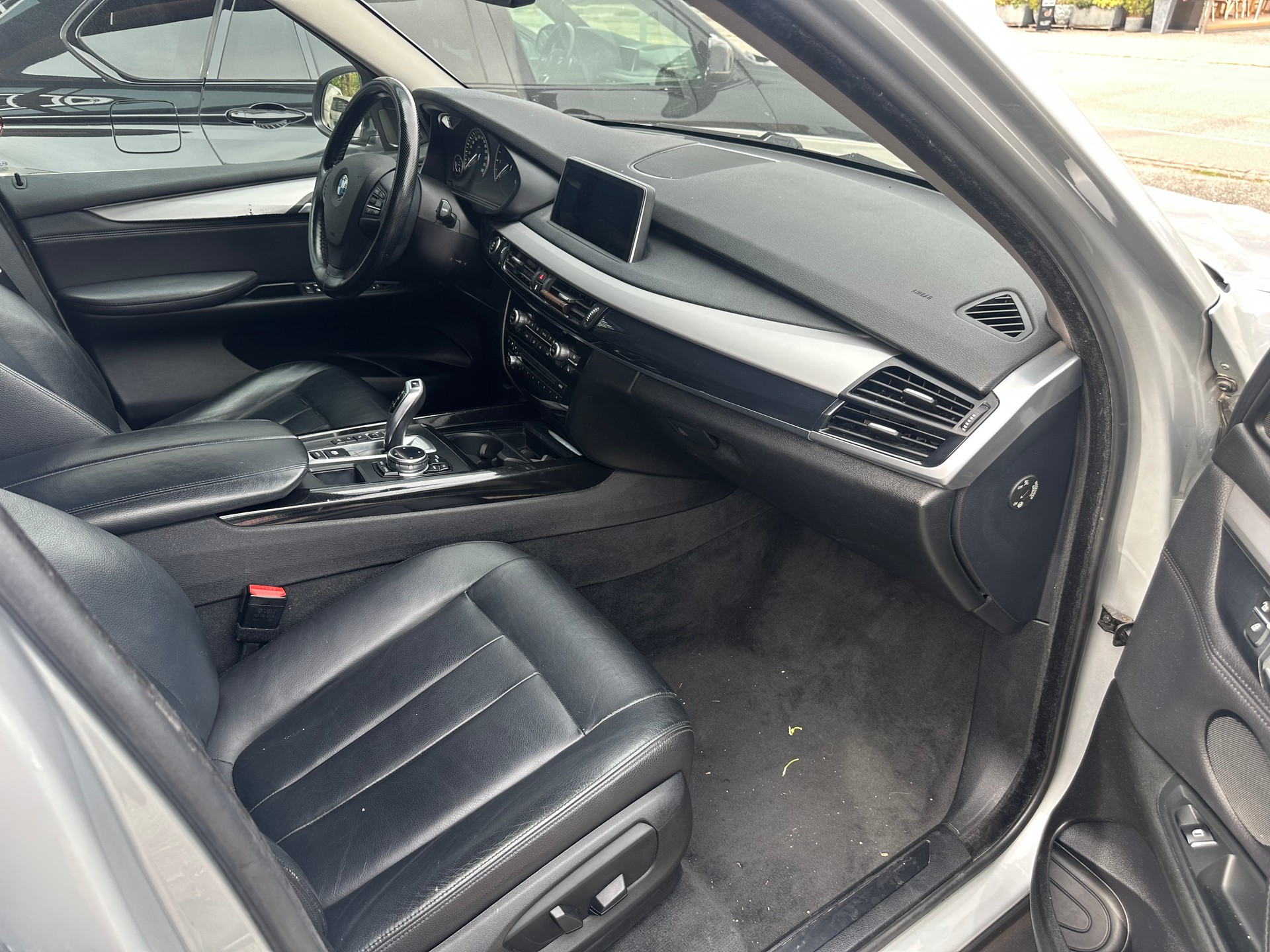 BMW X5 xDrive 30d Steptronic-image-10