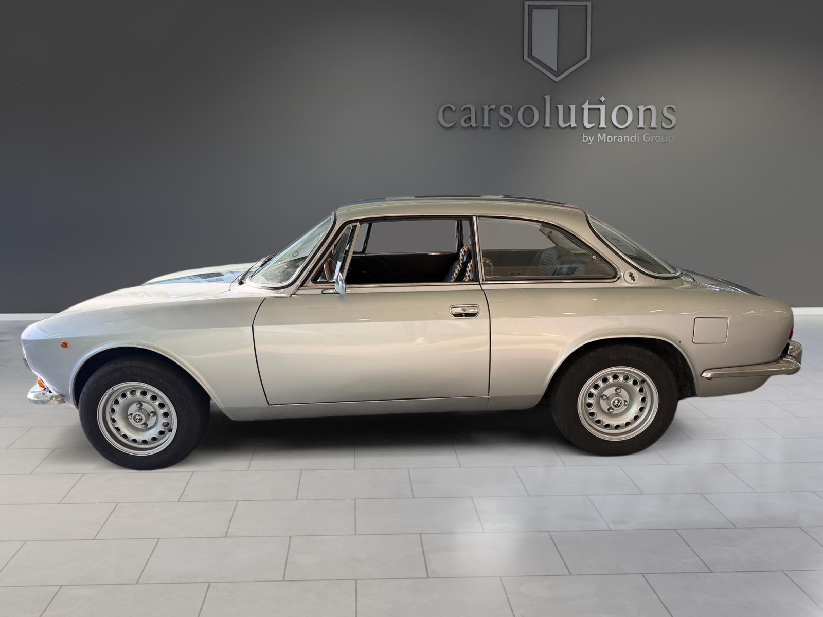 ALFA ROMEO 2000-image-1