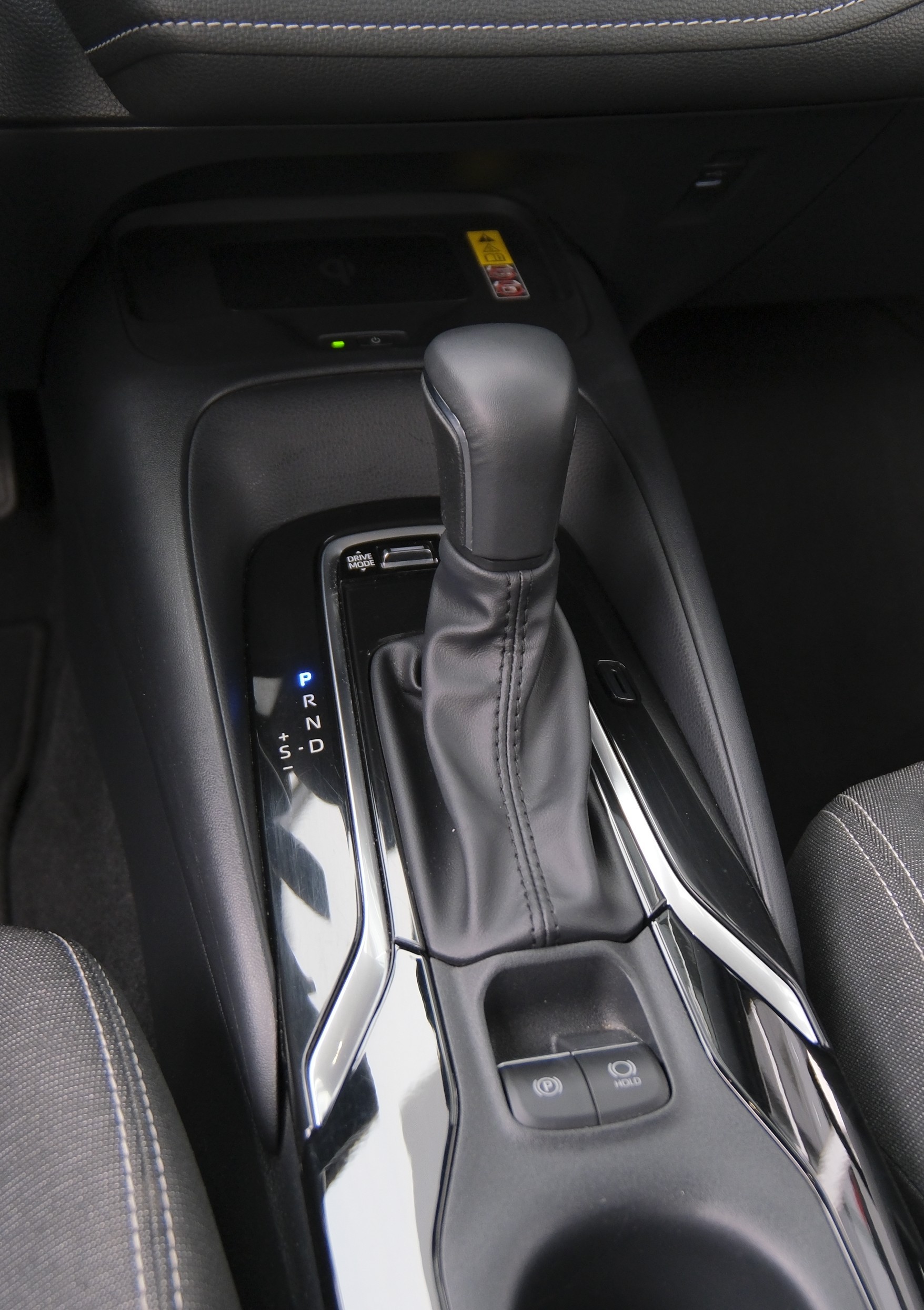 TOYOTA Corolla Touring Sports 2.0 HSD Trend e-CVT-image-18