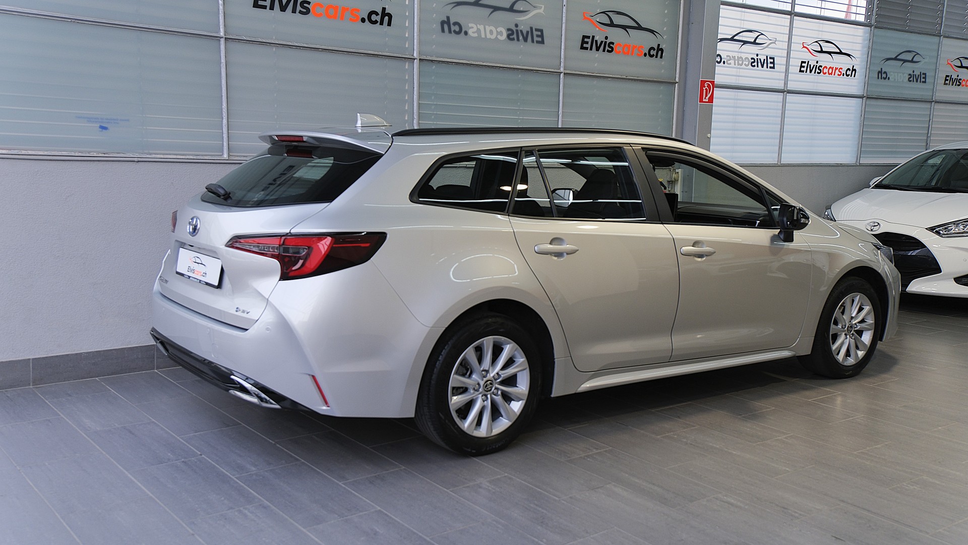 TOYOTA Corolla Touring Sports 2.0 HSD Trend e-CVT-image-22