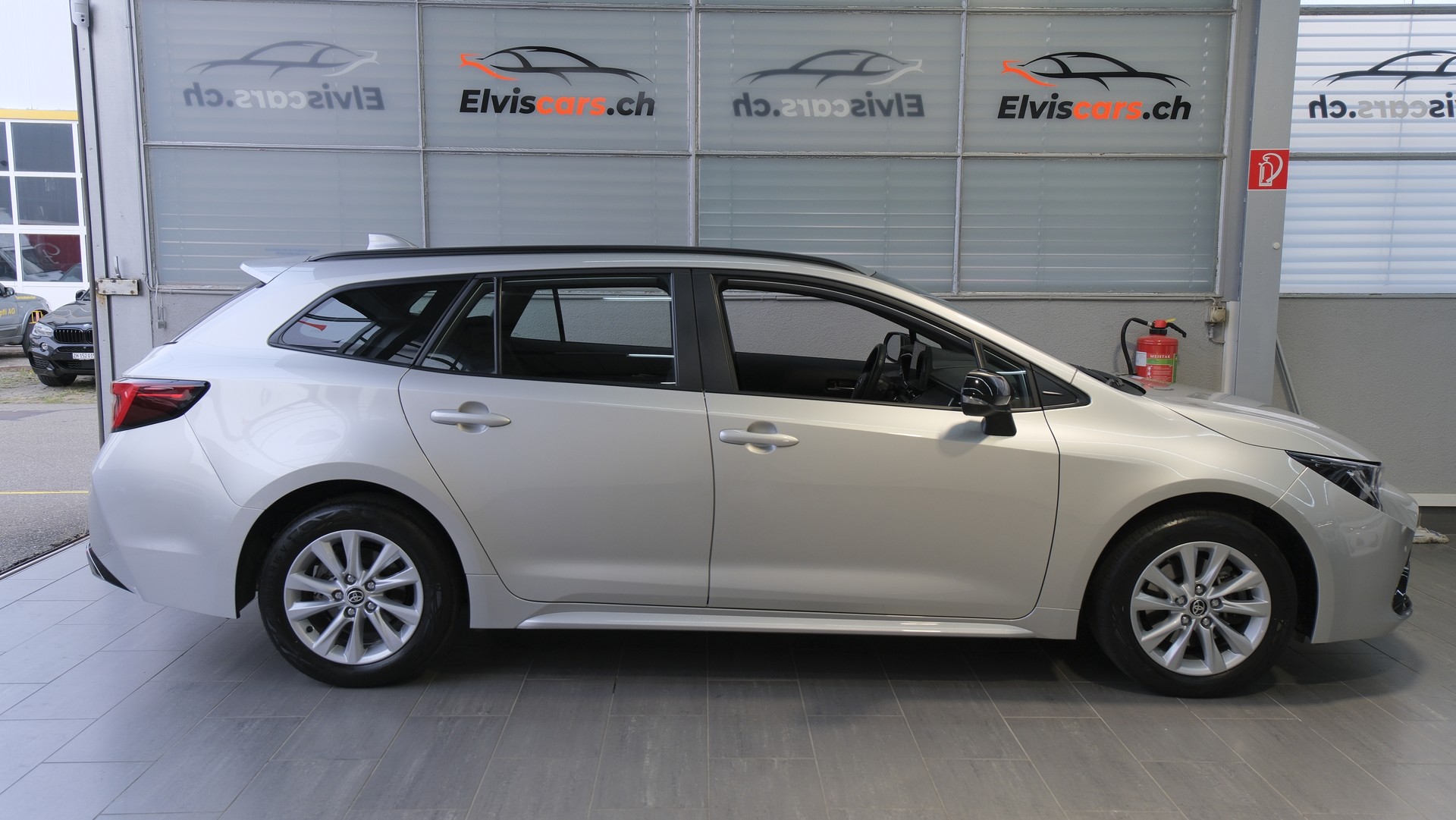 TOYOTA Corolla Touring Sports 2.0 HSD Trend e-CVT-image-23