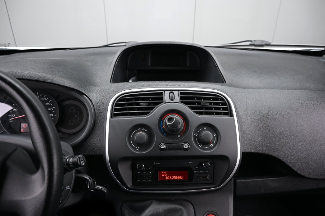 RENAULT Kangoo Medium 1.6 105 Access-image-12