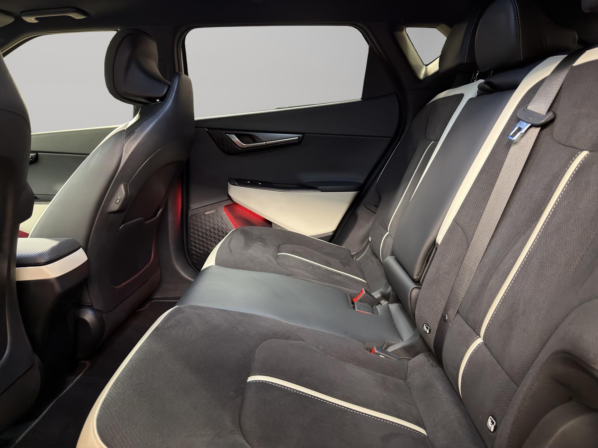 KIA EV6 84 kWh GT-Line 4x4-image-10