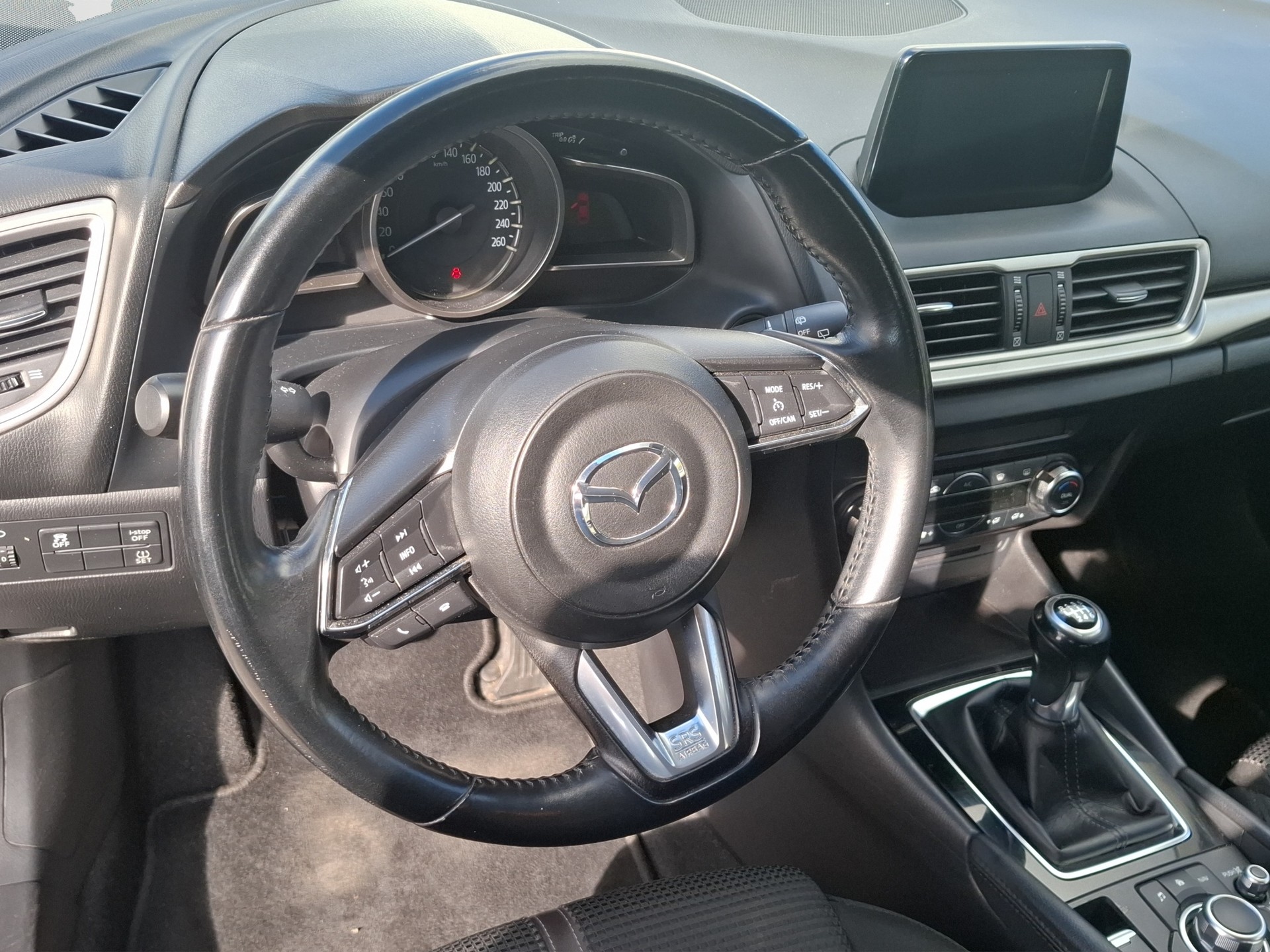 MAZDA 3 SKYACTIV-G 100 Ambition-image-9