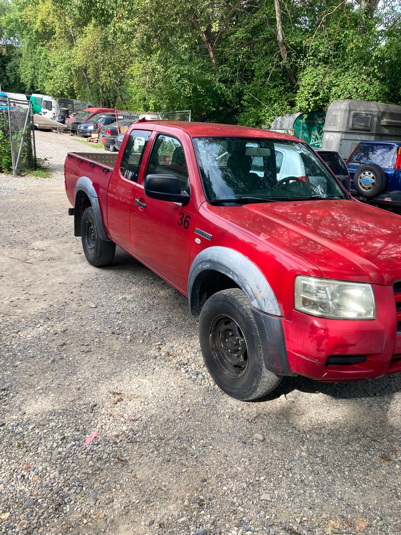 FORD Ranger XL 2.5 TDCi 4x4-image-2