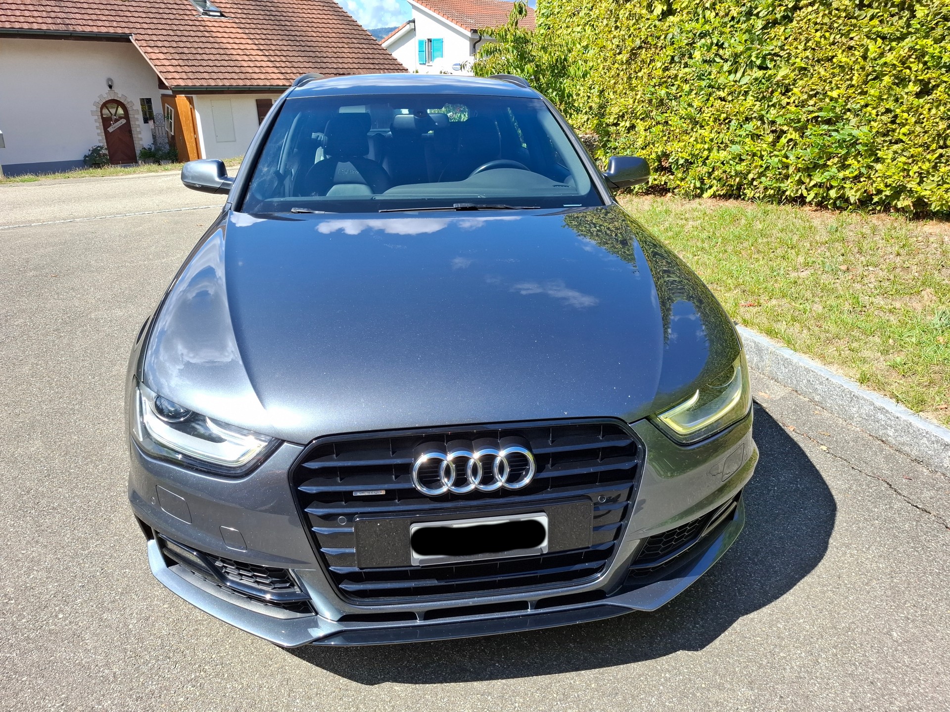 AUDI 2.0 TDI 190 quattro S-Tronic-image-2