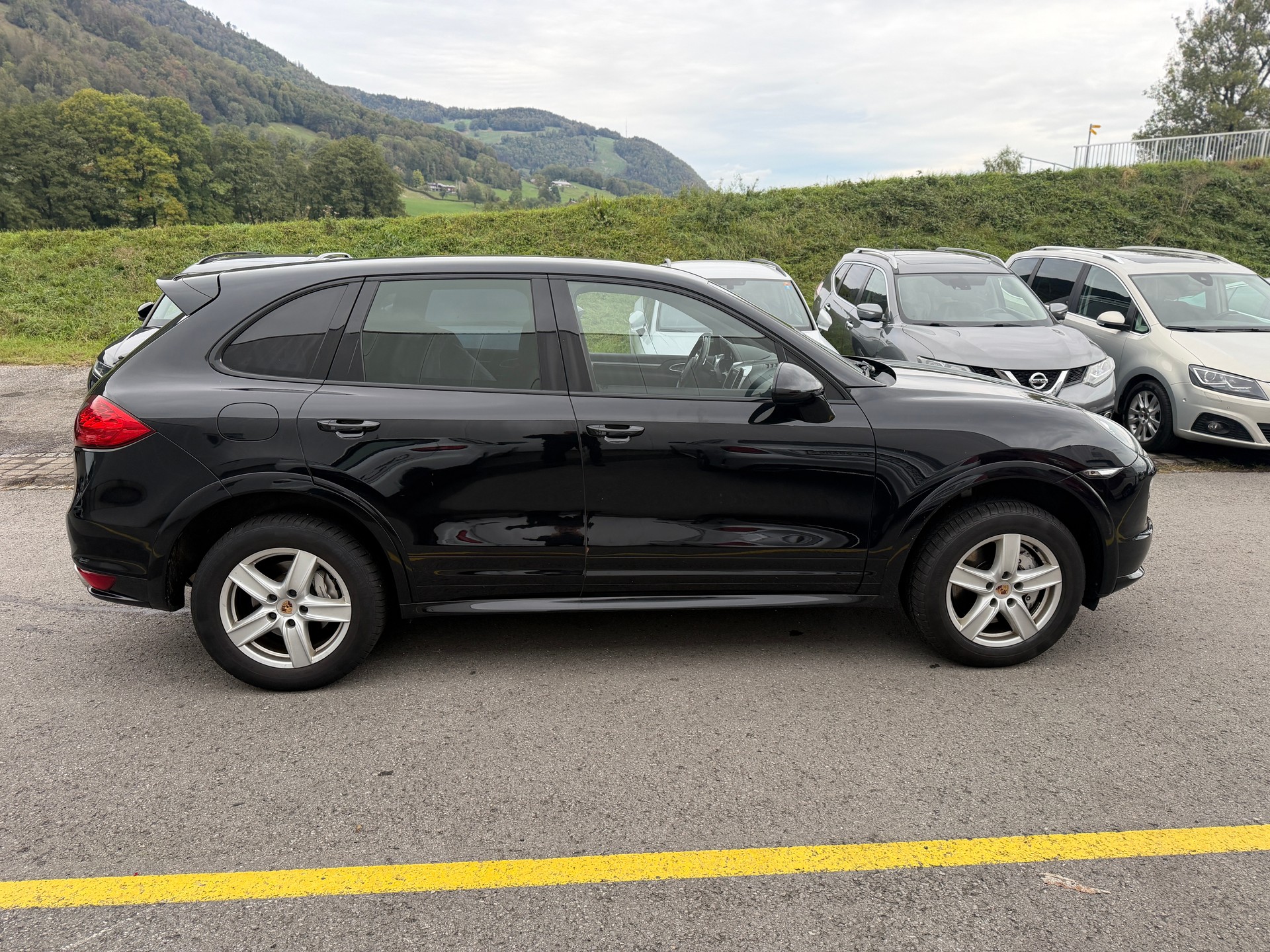 PORSCHE Cayenne S-image-5