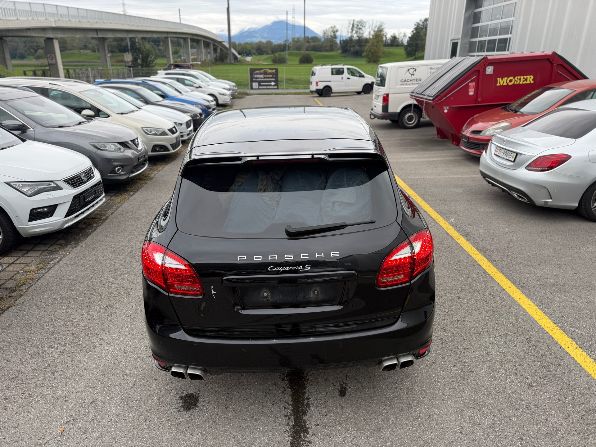 PORSCHE Cayenne S-image-9