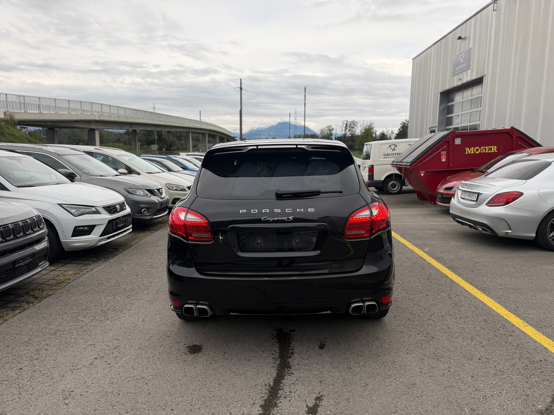 PORSCHE Cayenne S-image-8