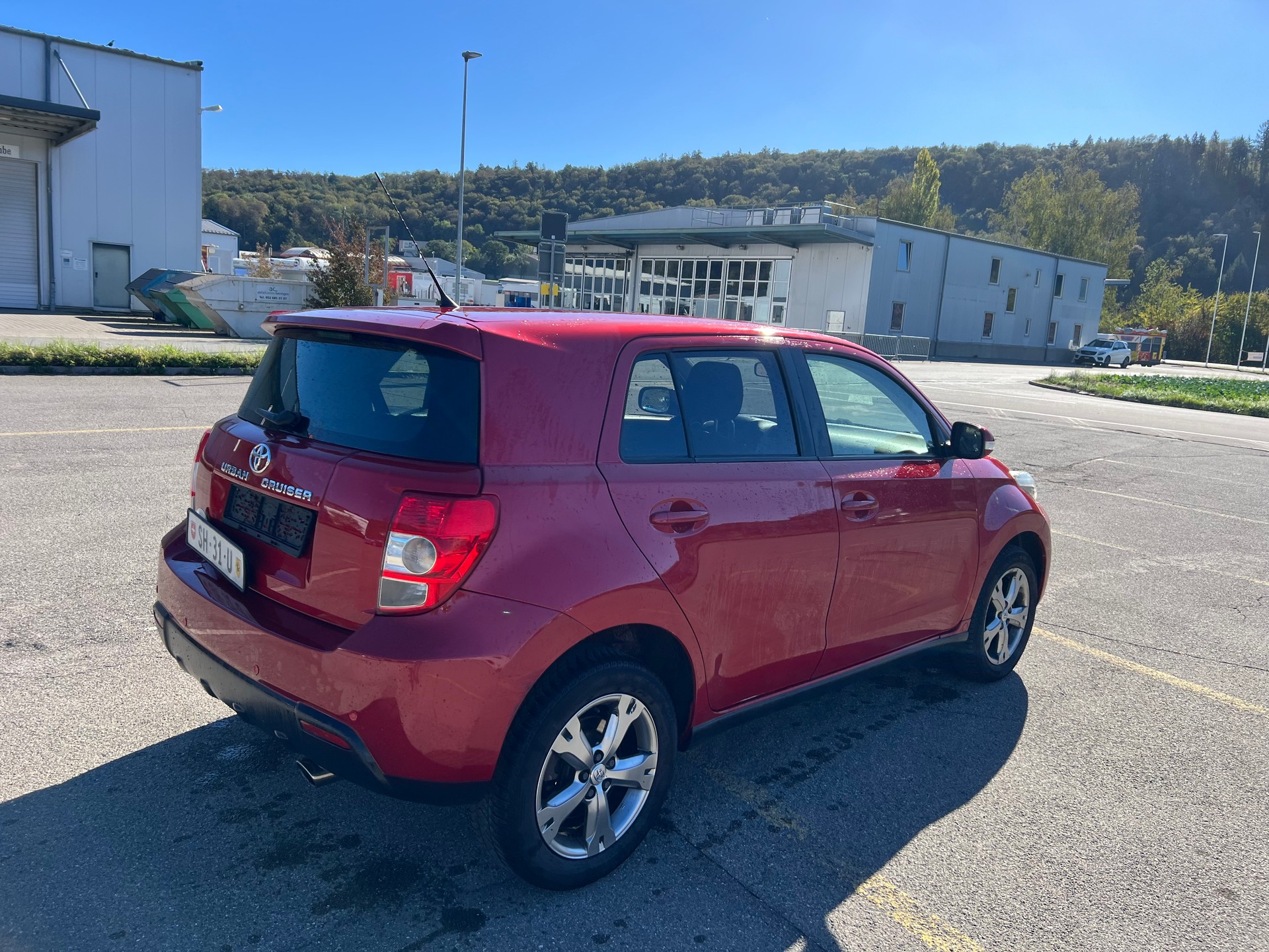 TOYOTA UrbanCruiser 1.4 D-4D Linea Sol 4WD-image-3