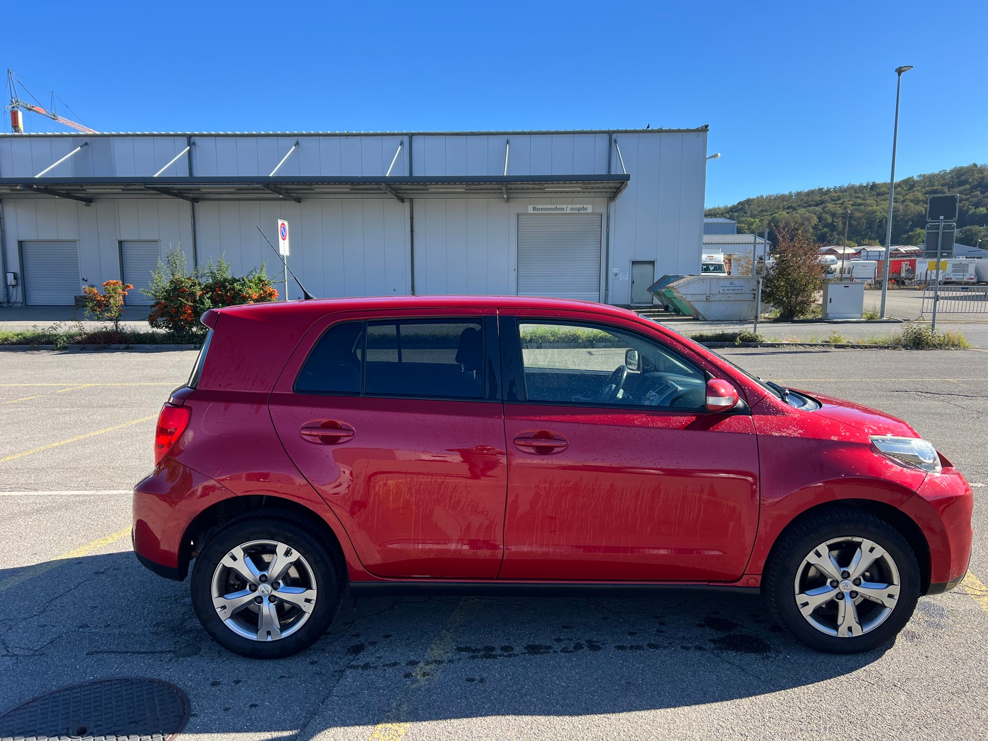 TOYOTA UrbanCruiser 1.4 D-4D Linea Sol 4WD-image-6