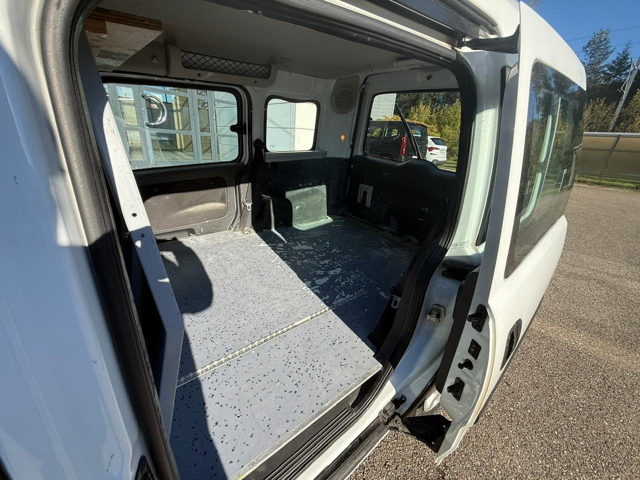 OPEL Combo 1.6 CNG Enjoy-image-13