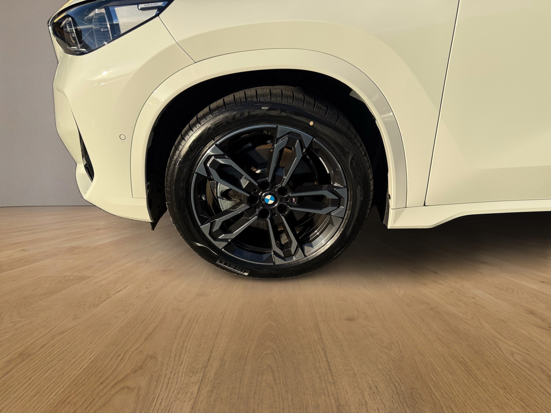 BMW X1 xDrive 23d 48V M Sport-image-7