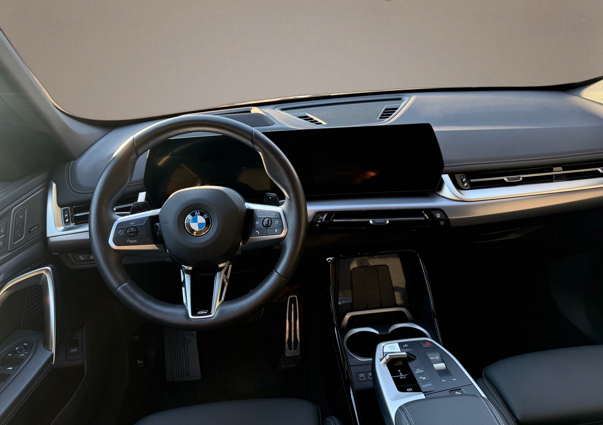 BMW X1 xDrive 23d 48V M Sport-image-11