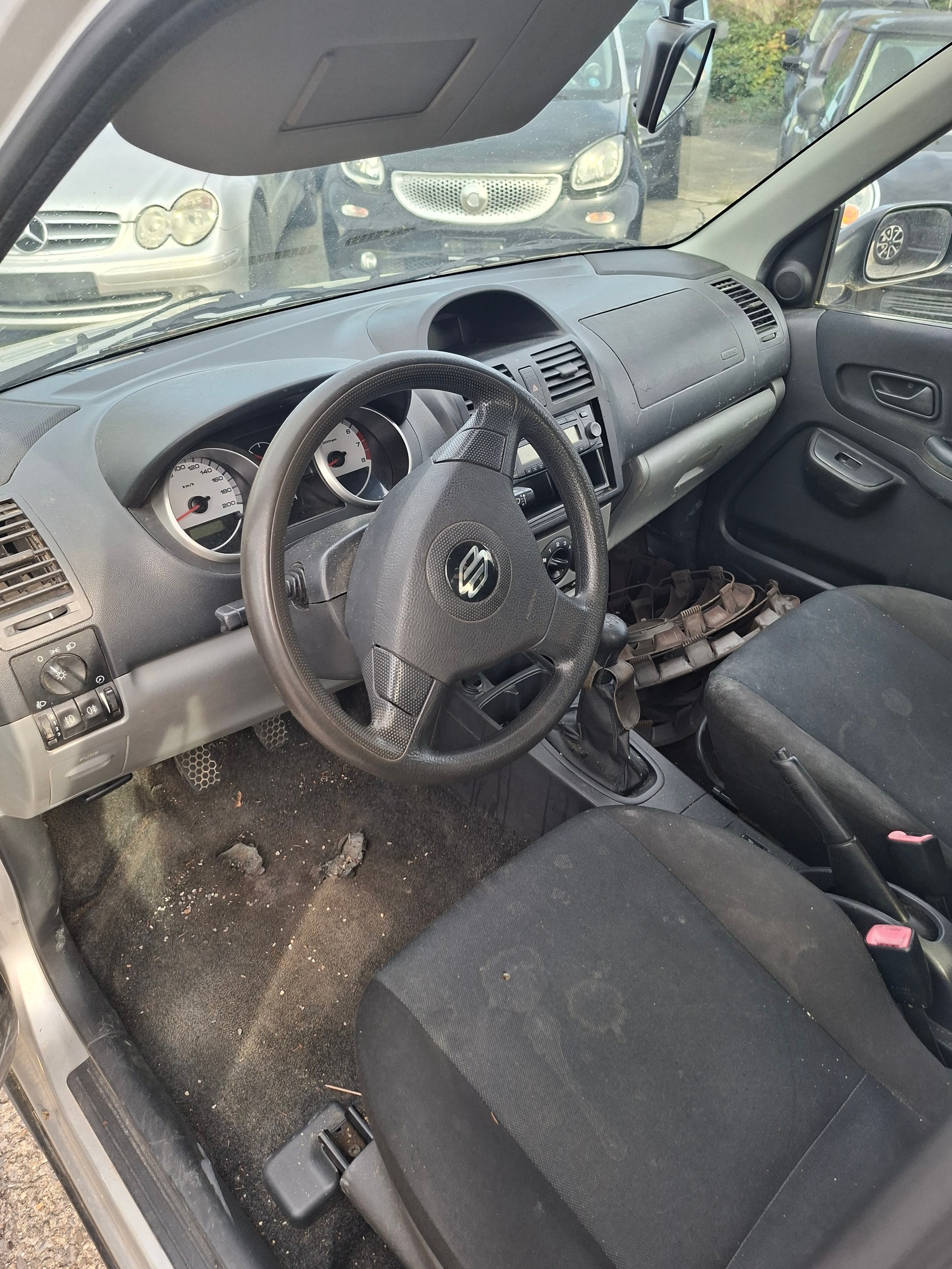 SUZUKI Ignis 1.5 16V GL Top 4x4-image-4