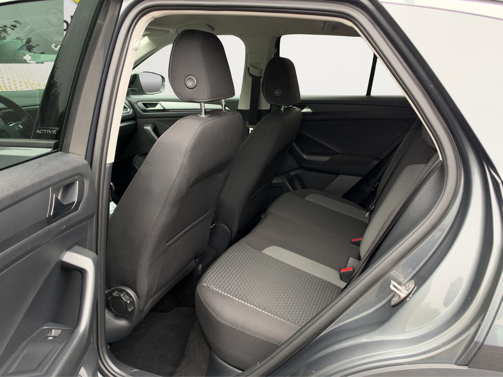 VW T-Roc 1.5 TSI EVO Advance Active Automat-image-13