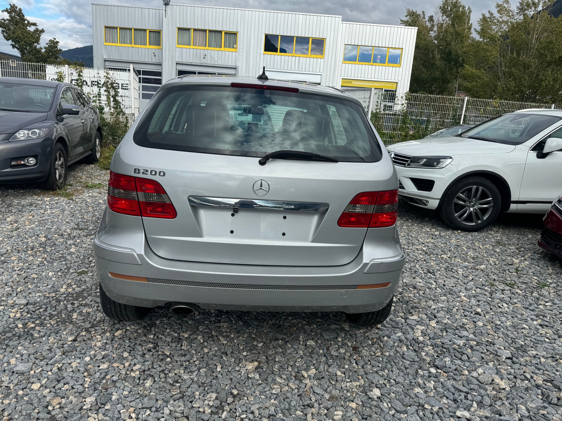 MERCEDES-BENZ B 200-image-7