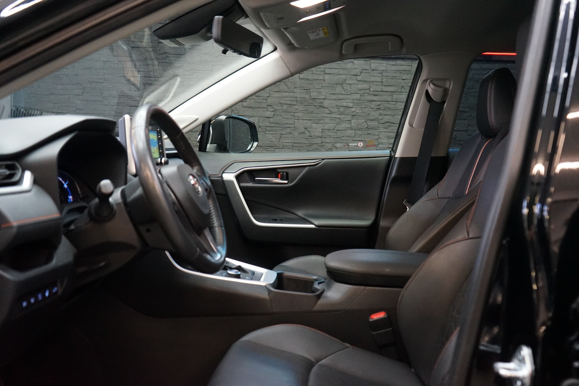 TOYOTA RAV-4 2.5 HSD ADVENTURE e-CVT 4WD-image-3