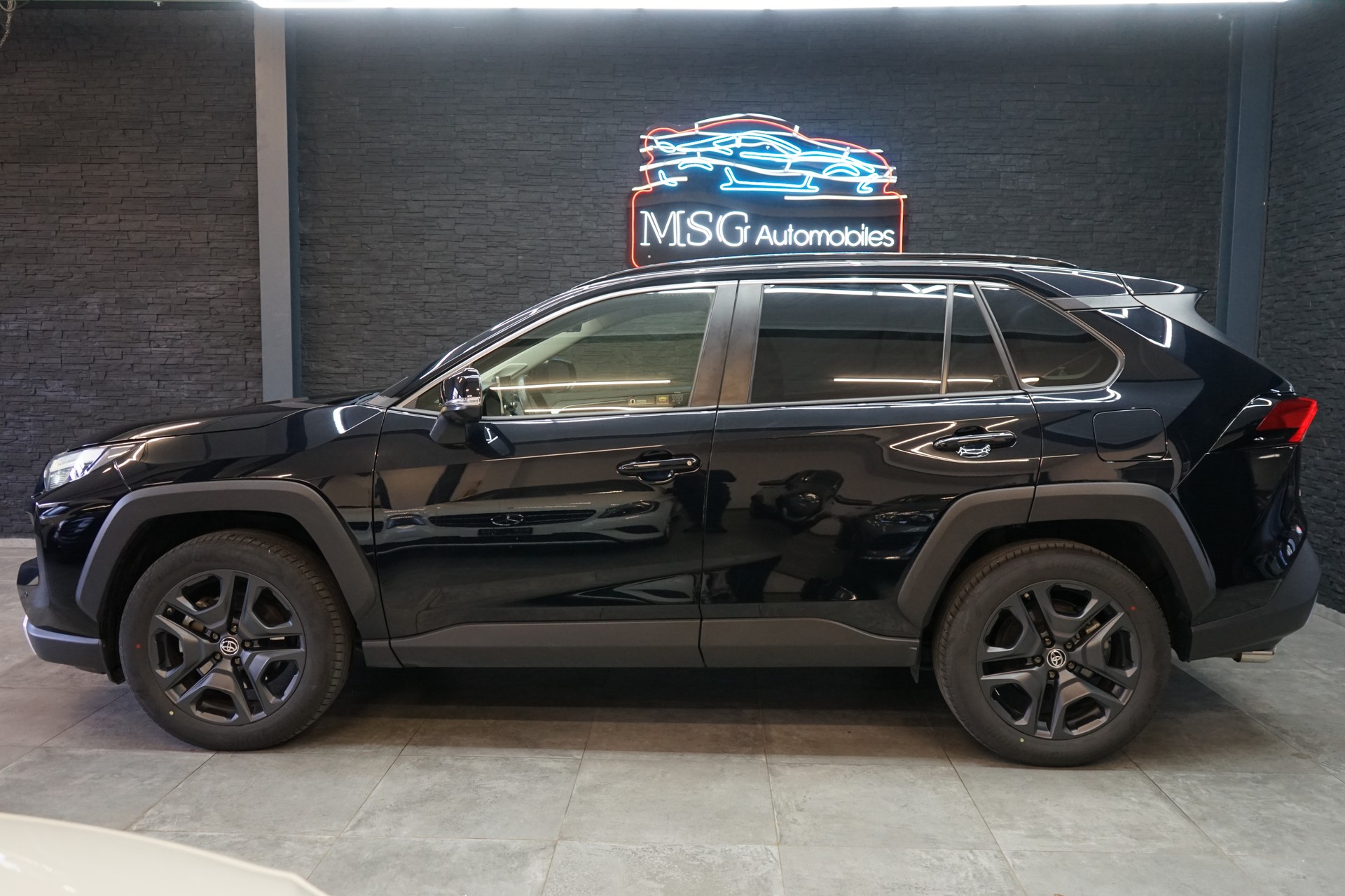TOYOTA RAV-4 2.5 HSD ADVENTURE e-CVT 4WD-image-1