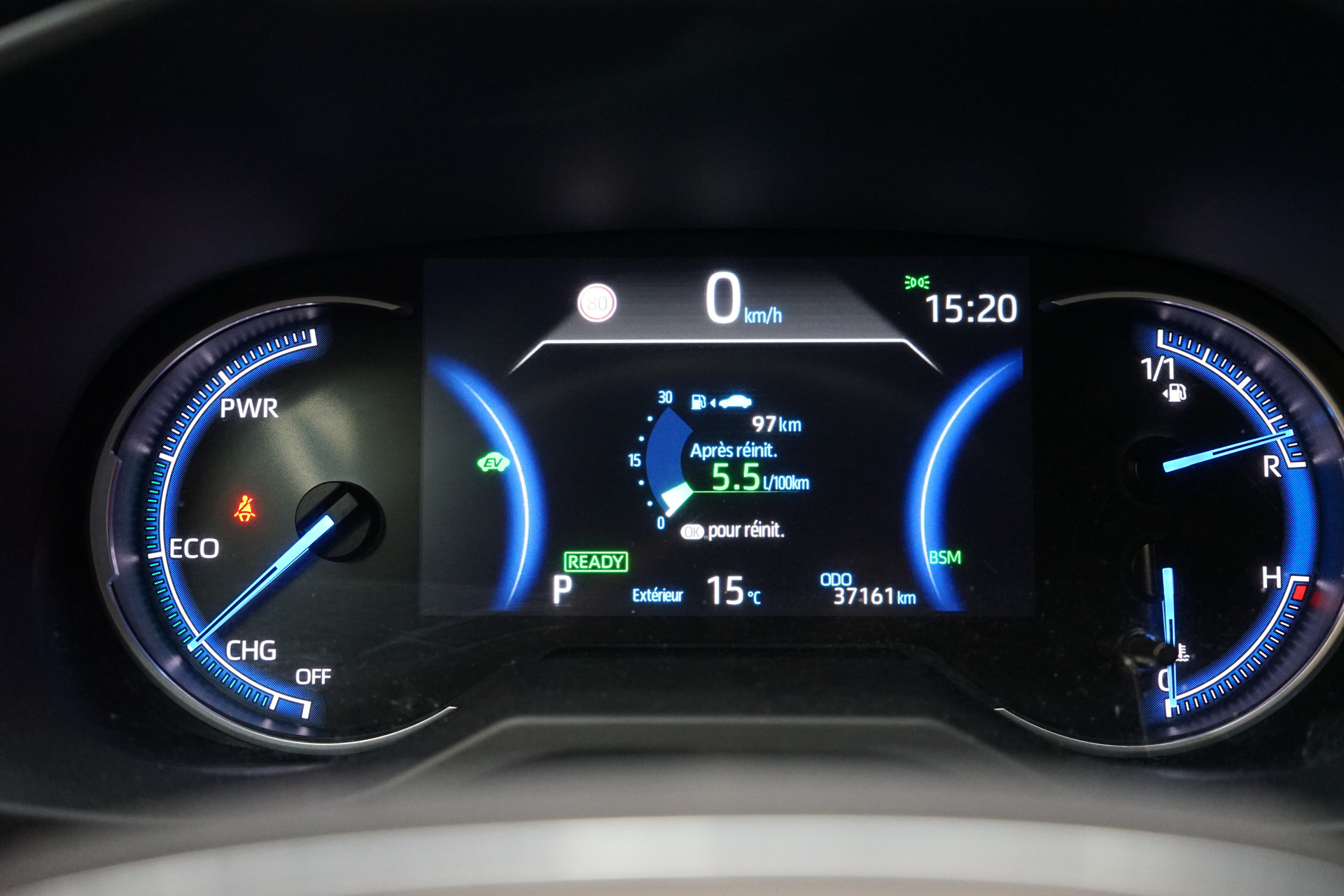 TOYOTA RAV-4 2.5 HSD ADVENTURE e-CVT 4WD-image-10