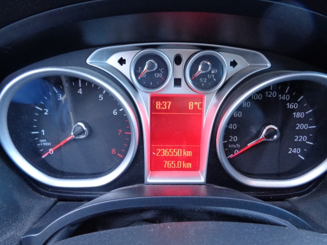 FORD Kuga 2.5 Turbo Titanium 4WD Automatic-image-15