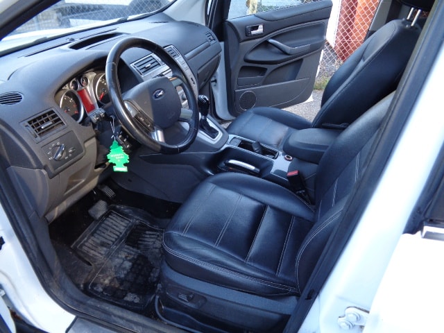 FORD Kuga 2.5 Turbo Titanium 4WD Automatic-image-6