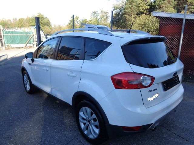 FORD Kuga 2.5 Turbo Titanium 4WD Automatic-image-5
