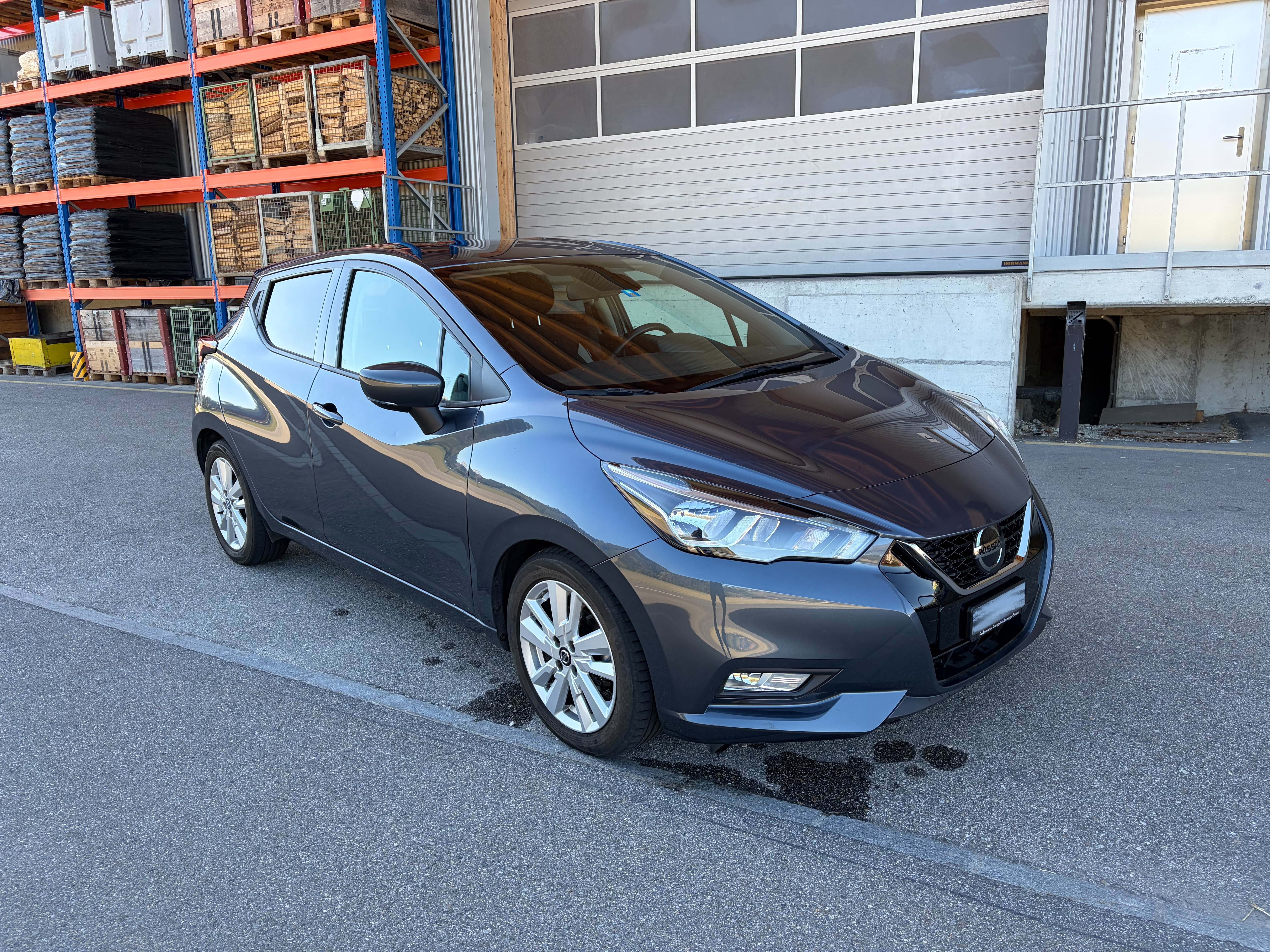 Car photo