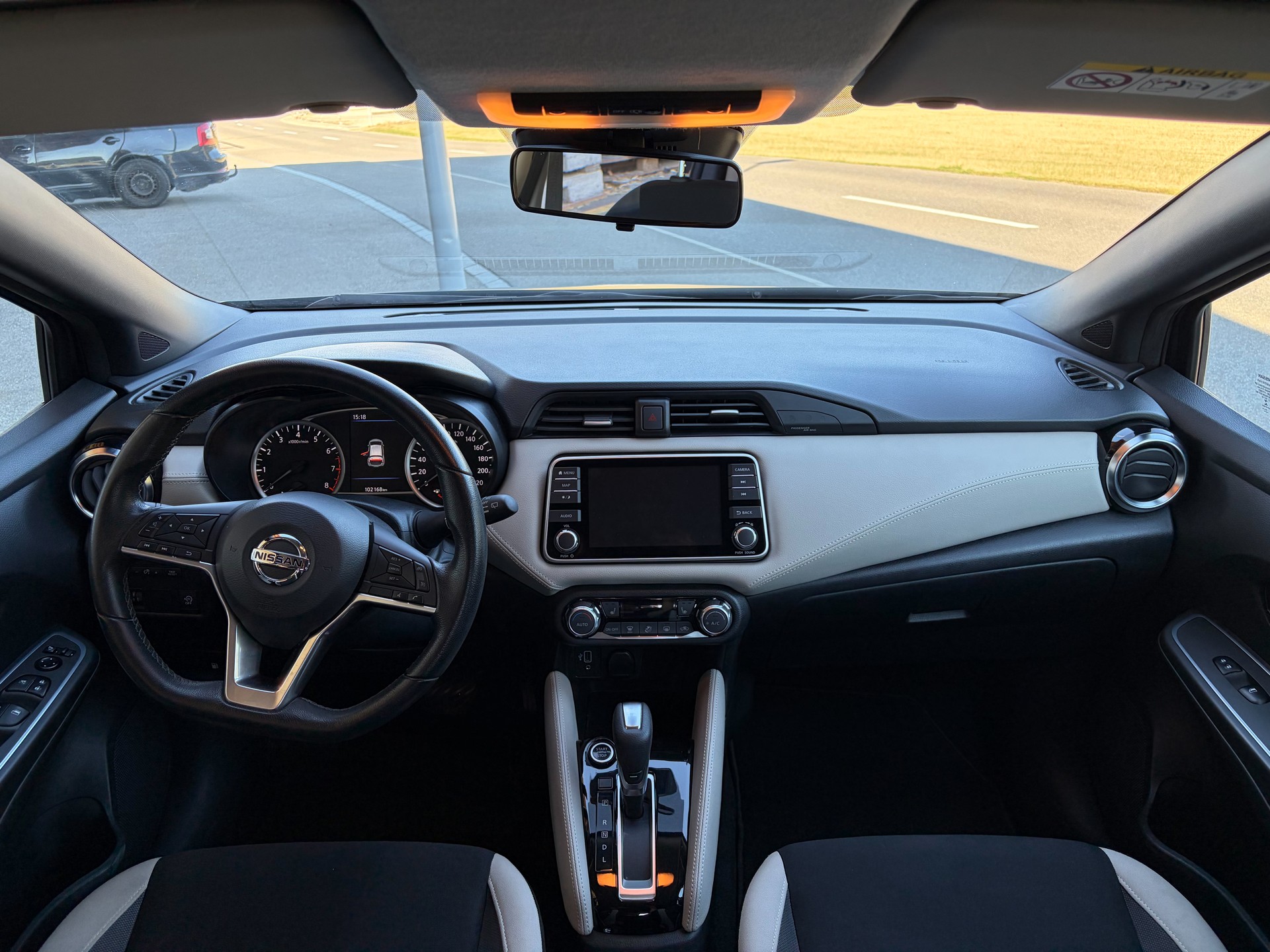 NISSAN 1.0 IG-T N-Connecta-image-2