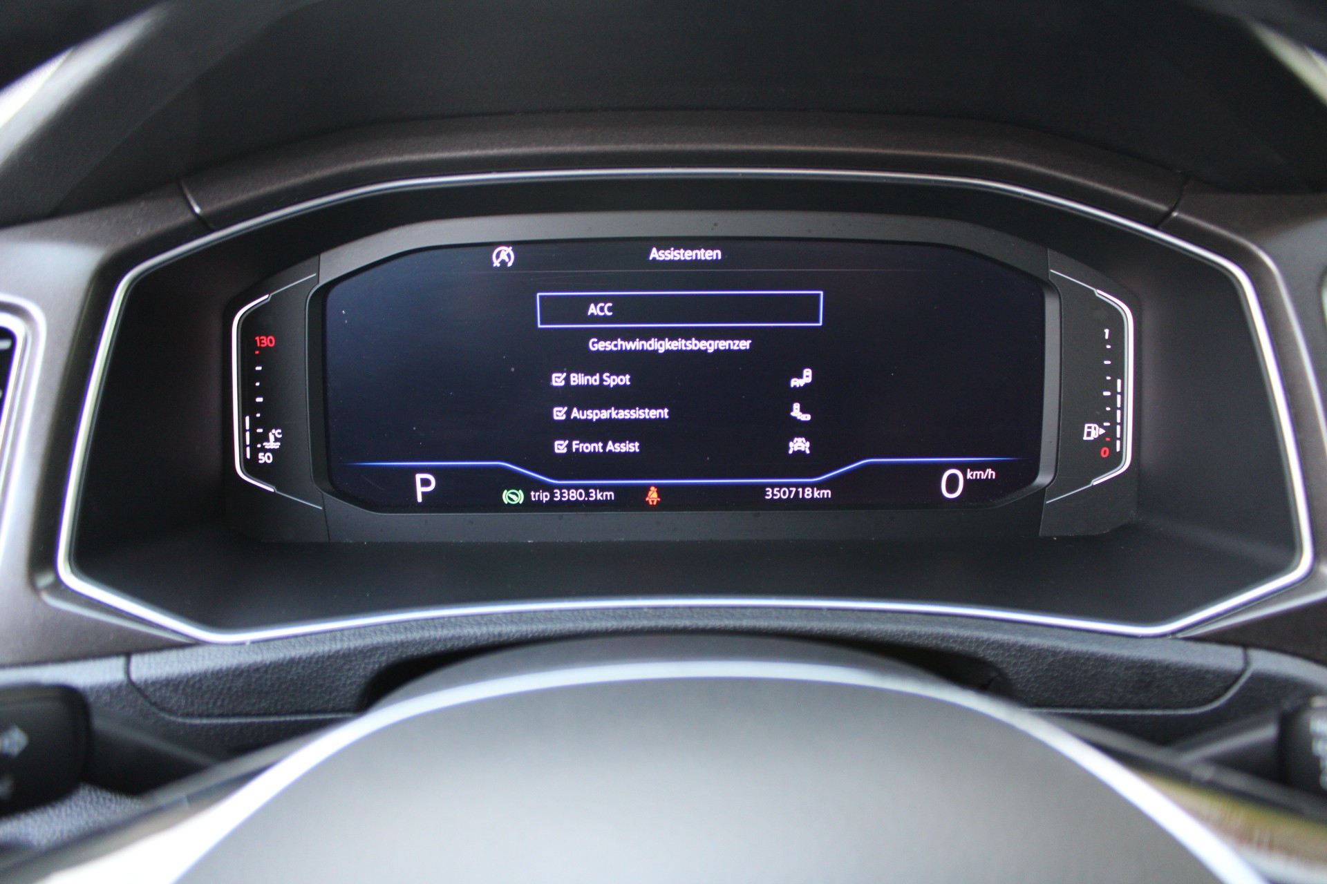 VW T-Roc 2.0 TDI SCR Advance DSG 4Motion-image-12