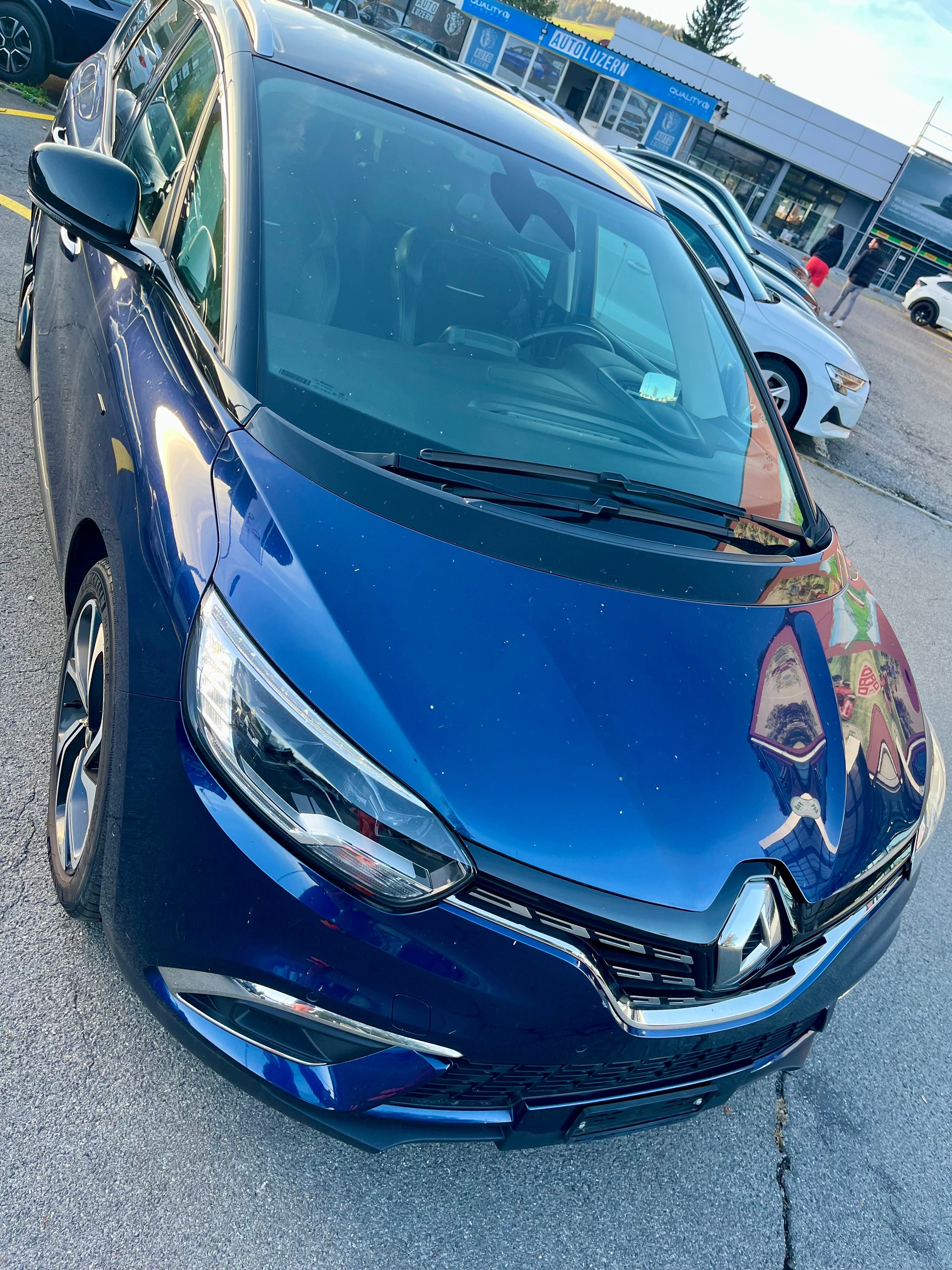 RENAULT Grand Scénic 1.3 16V Turbo Black Edition EDC*7 Plätzer*-image-3