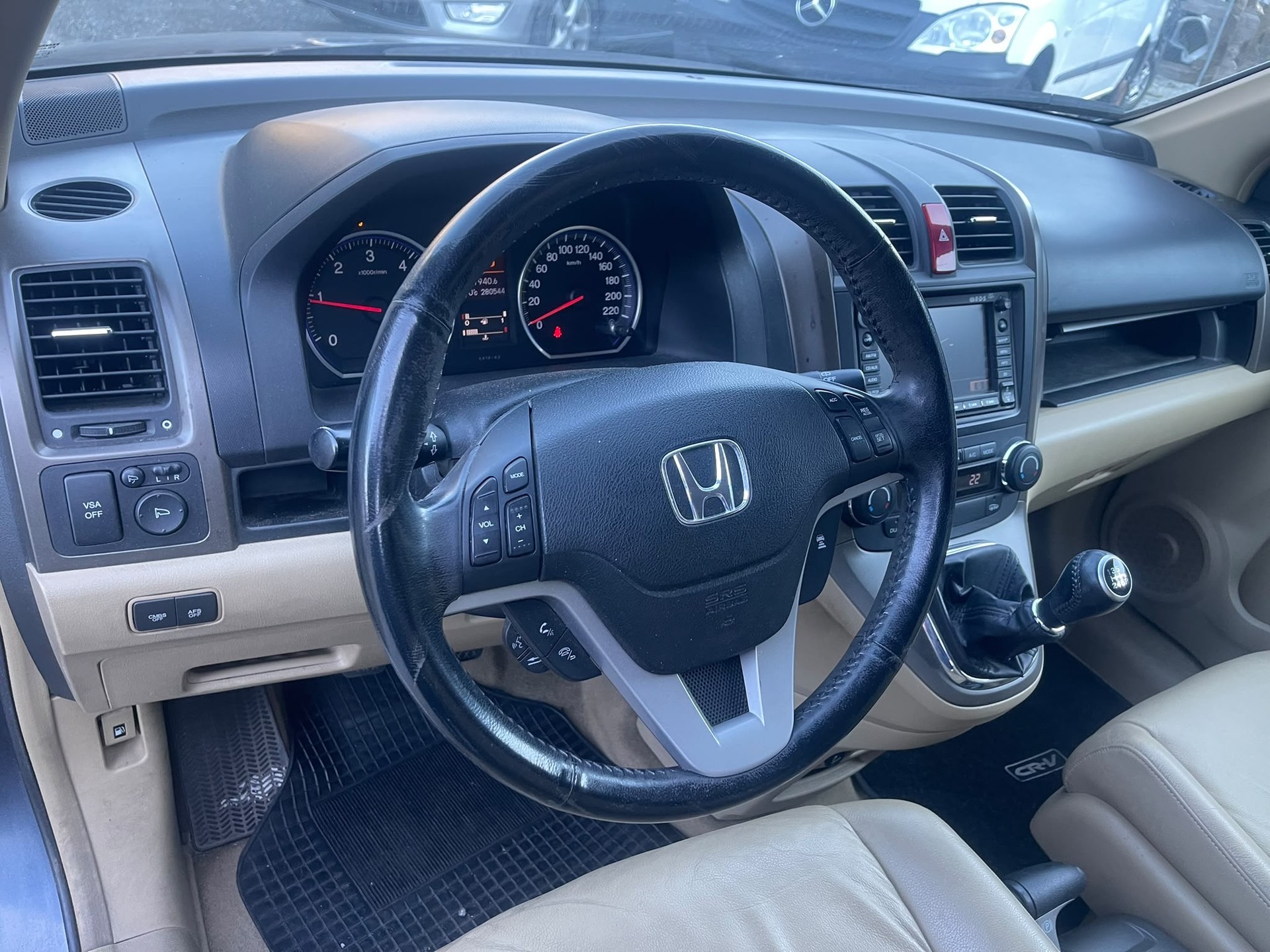 HONDA CR-V 2.2 i-CTDi 4WD Executive-image-6