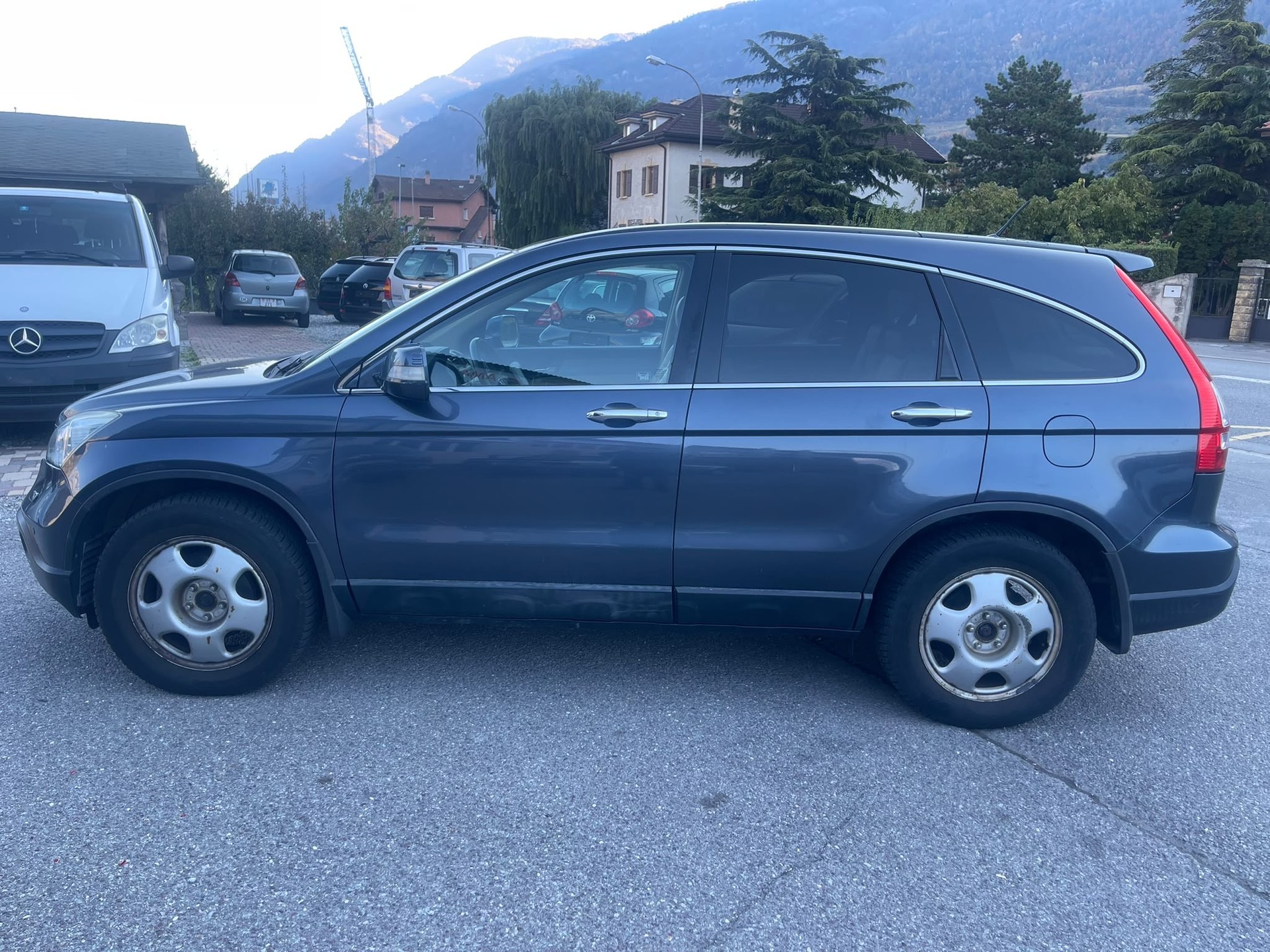 HONDA CR-V 2.2 i-CTDi 4WD Executive-image-1