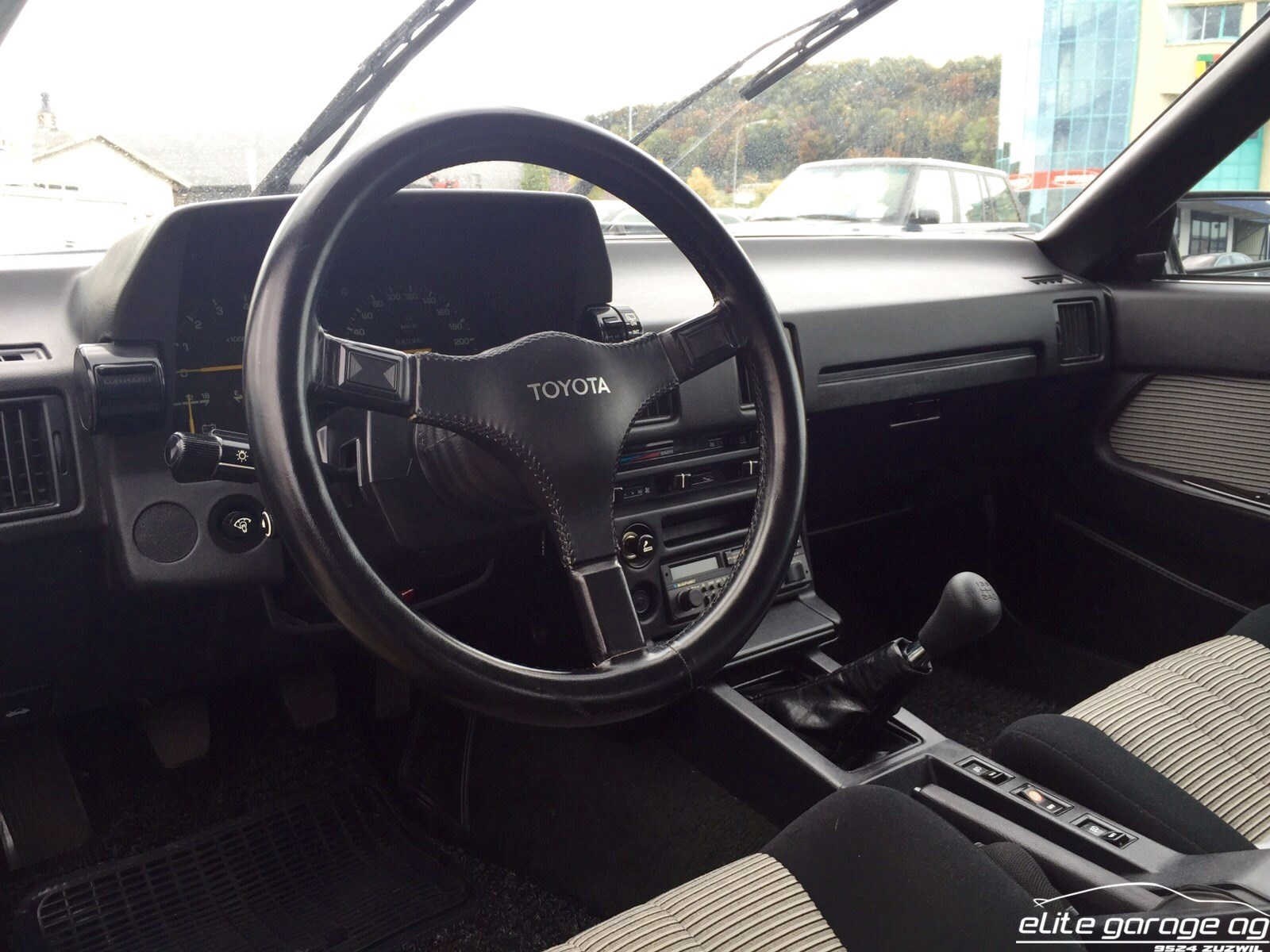 TOYOTA Celica 2800 i Supra-image-9
