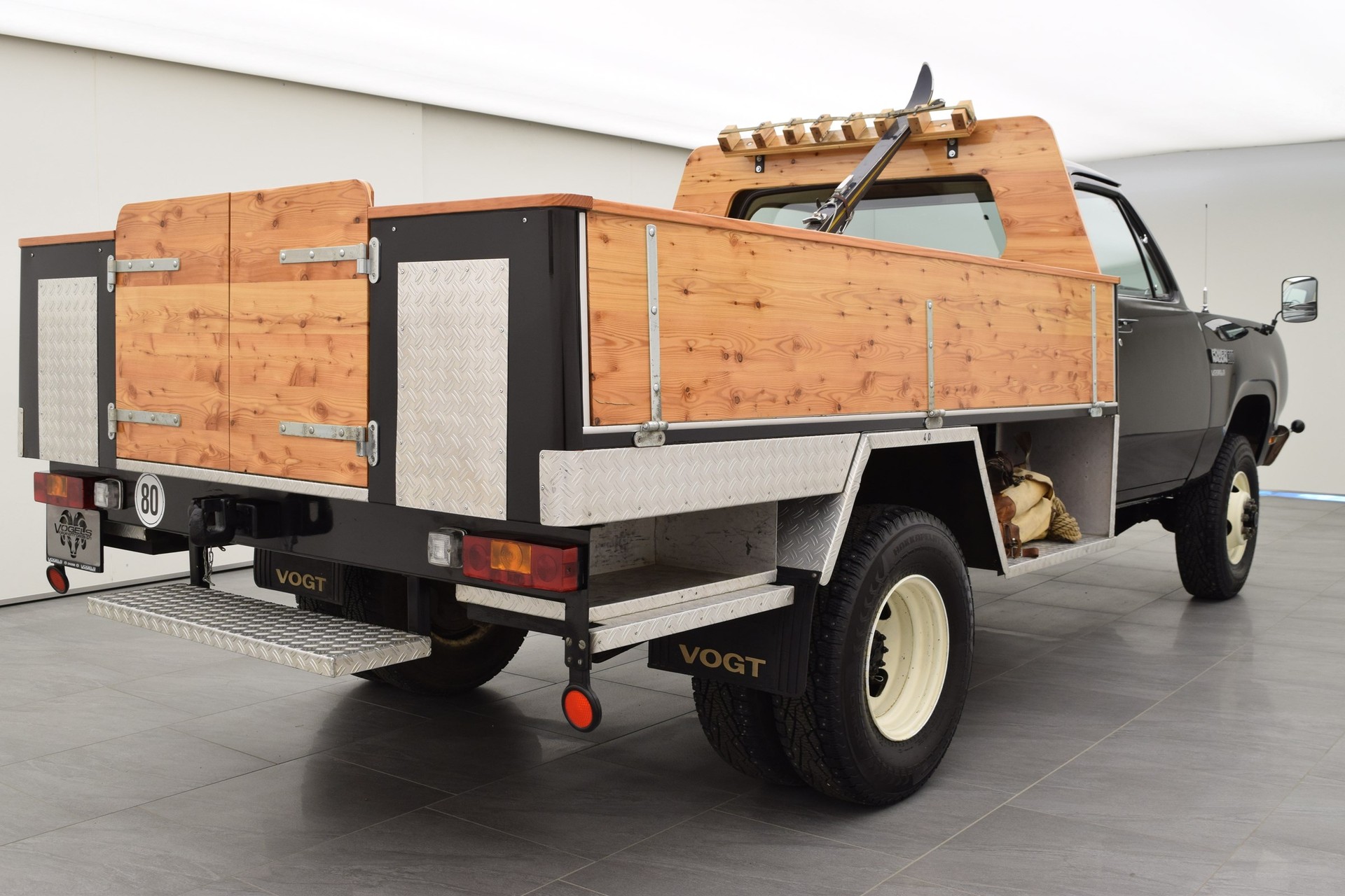 DODGE W 300 FF 5.9 Power Wagon-image-6