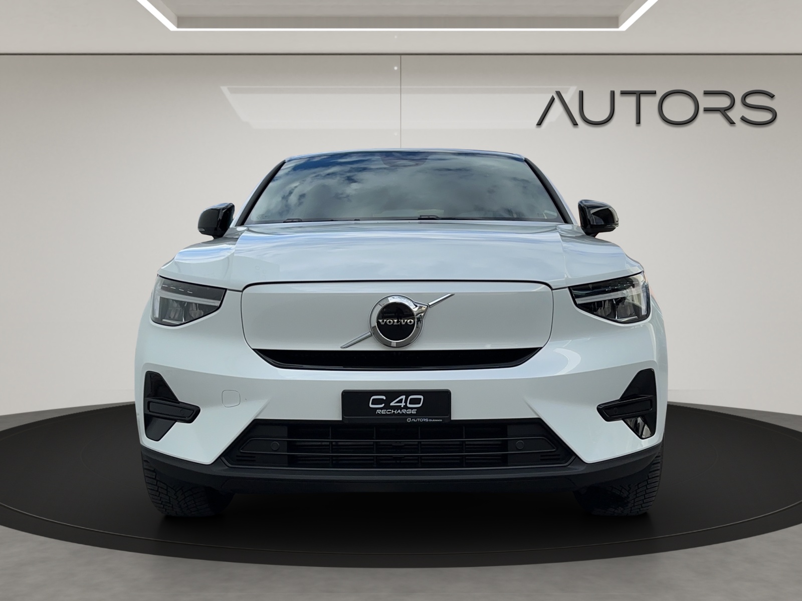 VOLVO C40 Recharge P6 Pure Electric Plus-image-1