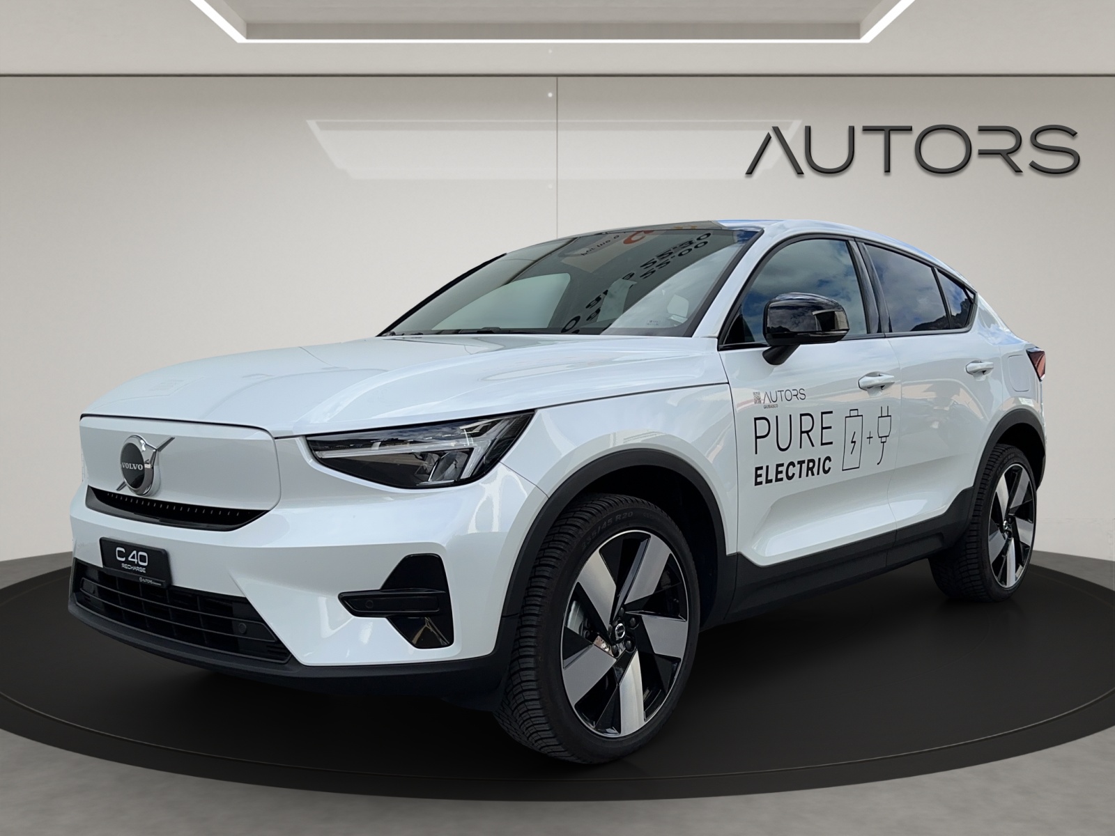 VOLVO C40 Recharge P6 Pure Electric Plus-image-0
