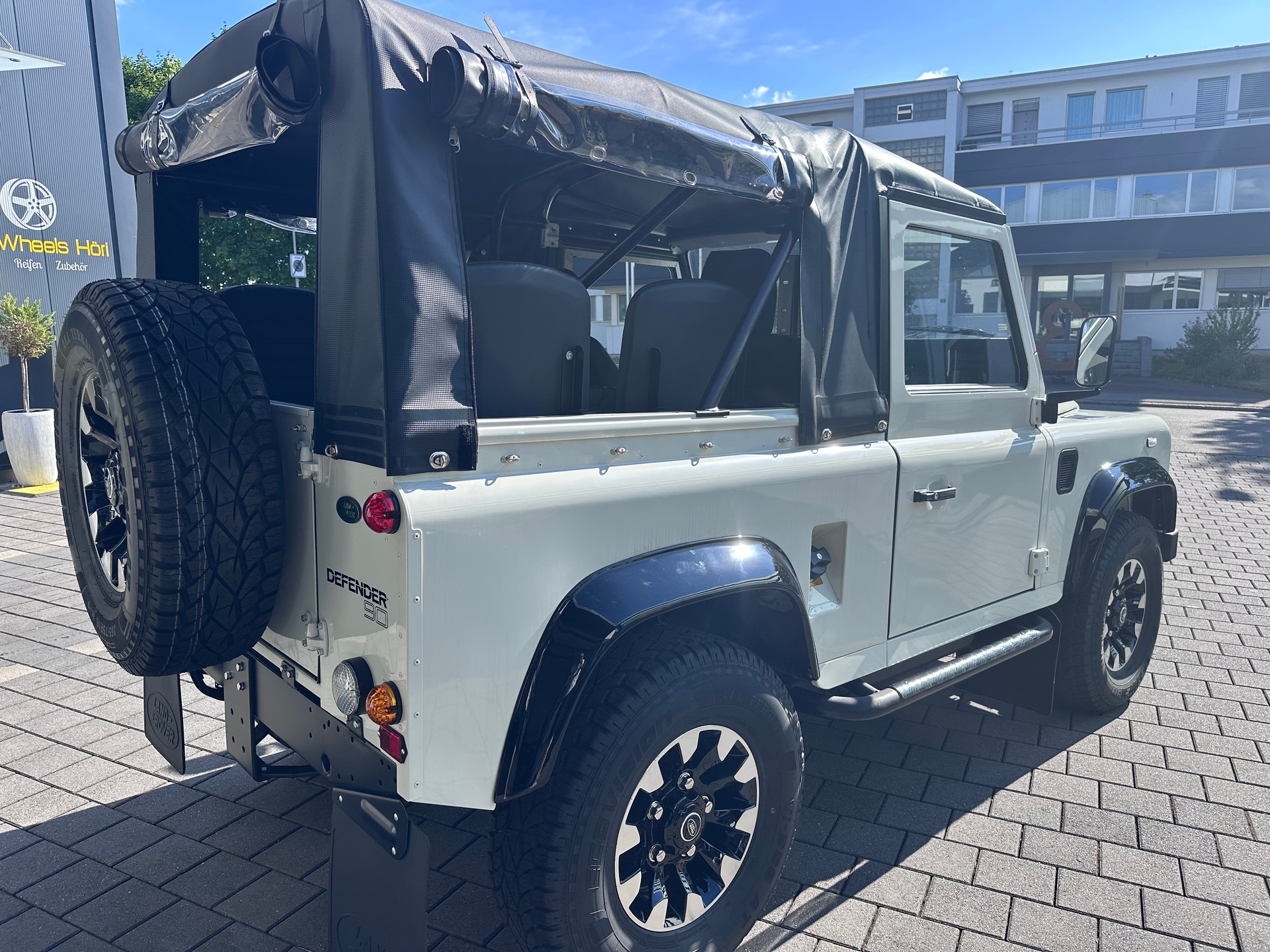 LAND ROVER 90 300 TDI-image-7