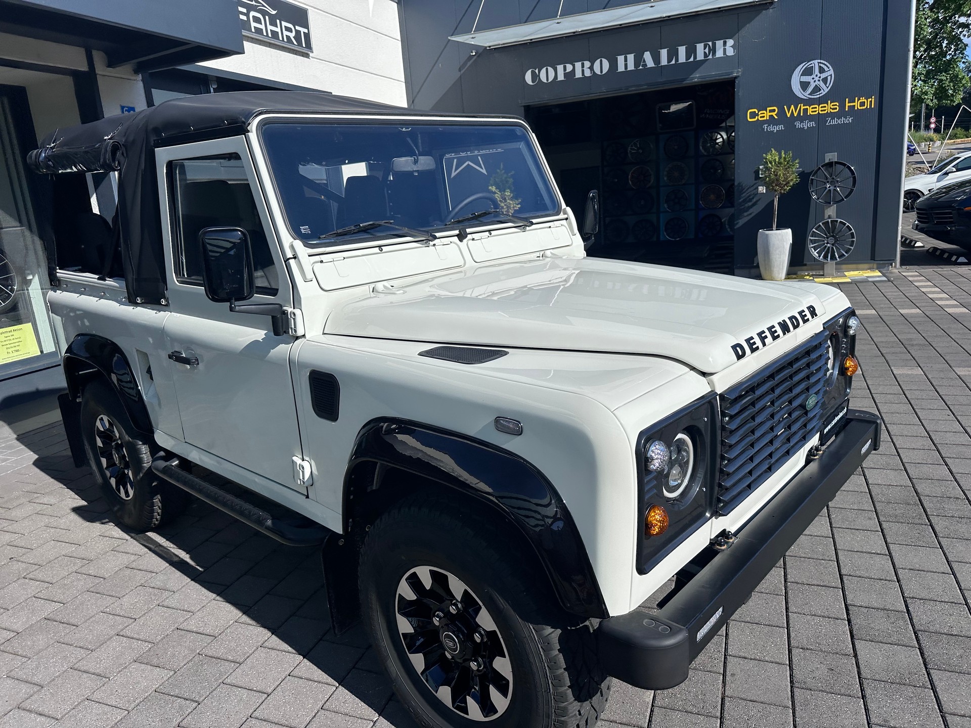 LAND ROVER 90 300 TDI-image-3