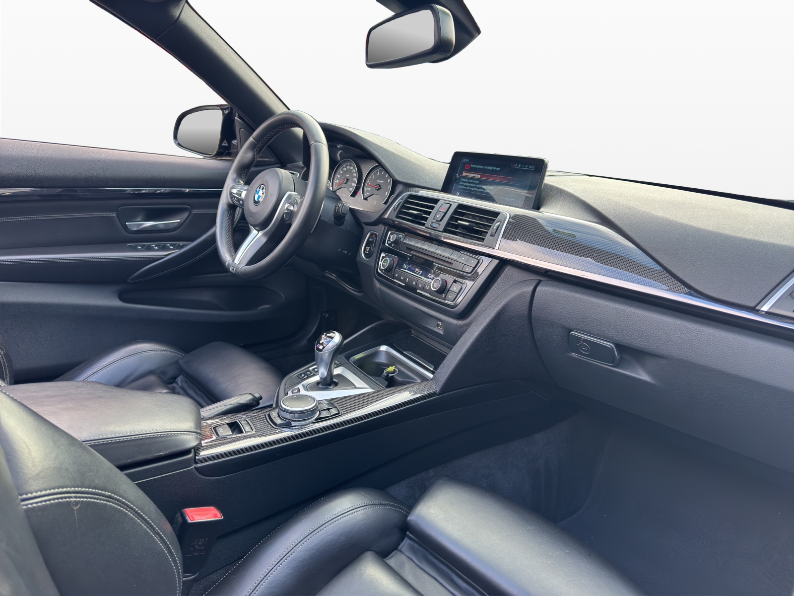 BMW M4 Cabriolet Competition DKG-image-15