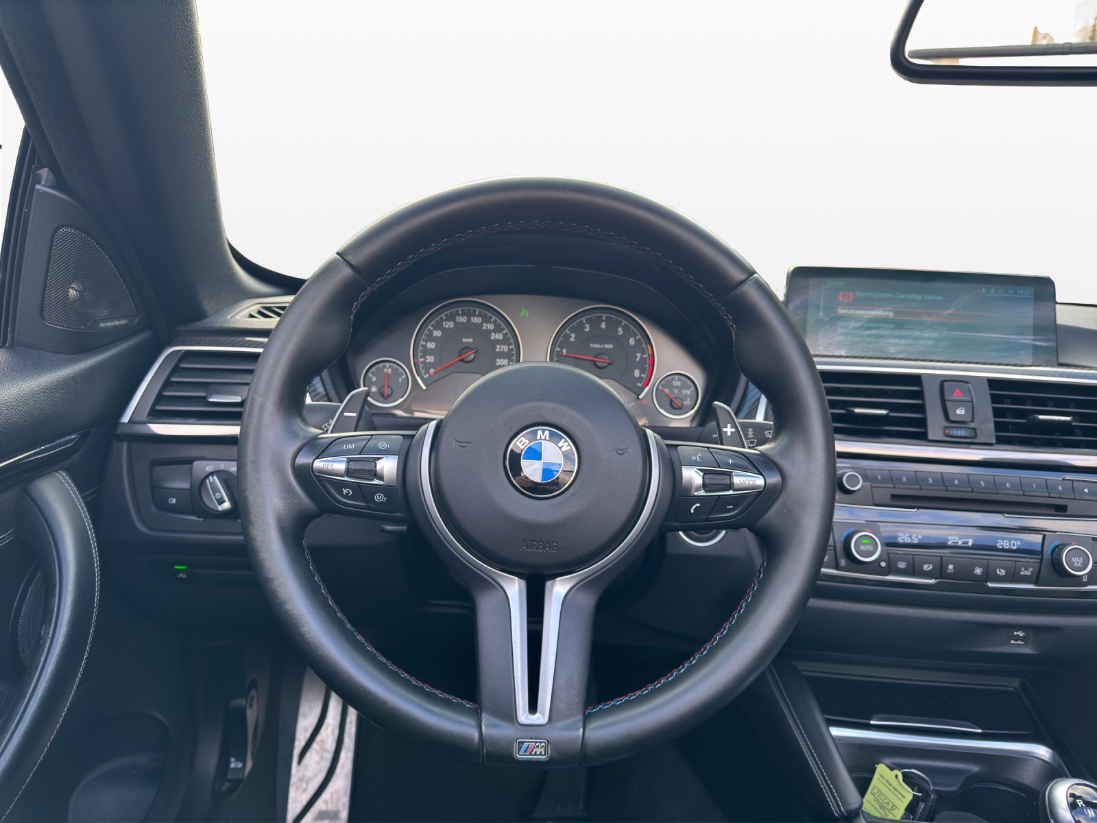 BMW M4 Cabriolet Competition DKG-image-13