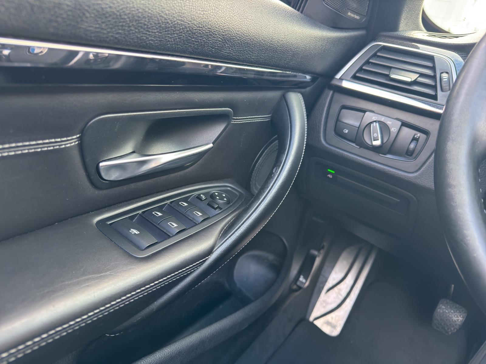 BMW M4 Cabriolet Competition DKG-image-12