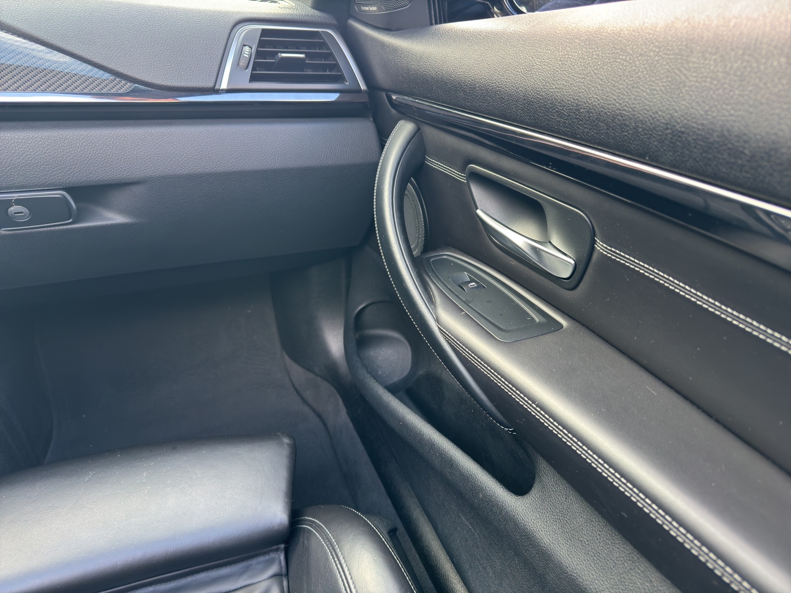 BMW M4 Cabriolet Competition DKG-image-17