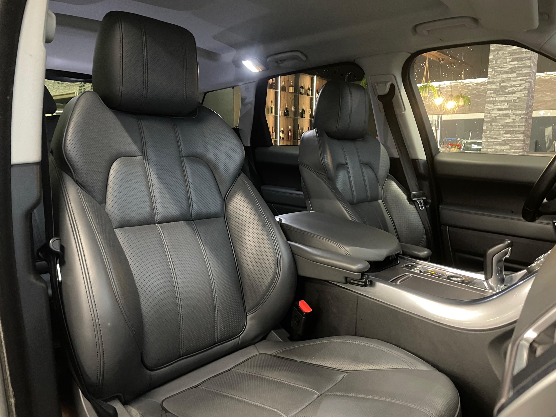 LAND ROVER Range Rover Sport 3.0 V6 SC SE Automatic-image-12