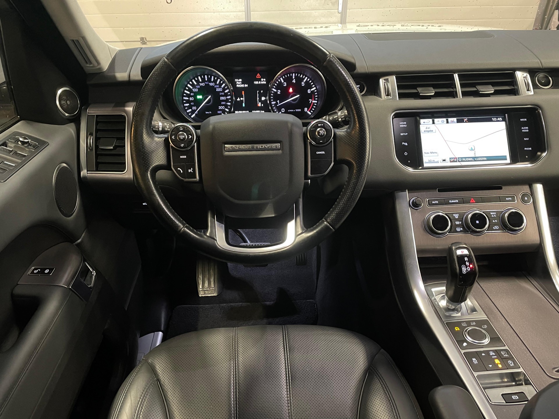 LAND ROVER Range Rover Sport 3.0 V6 SC SE Automatic-image-9