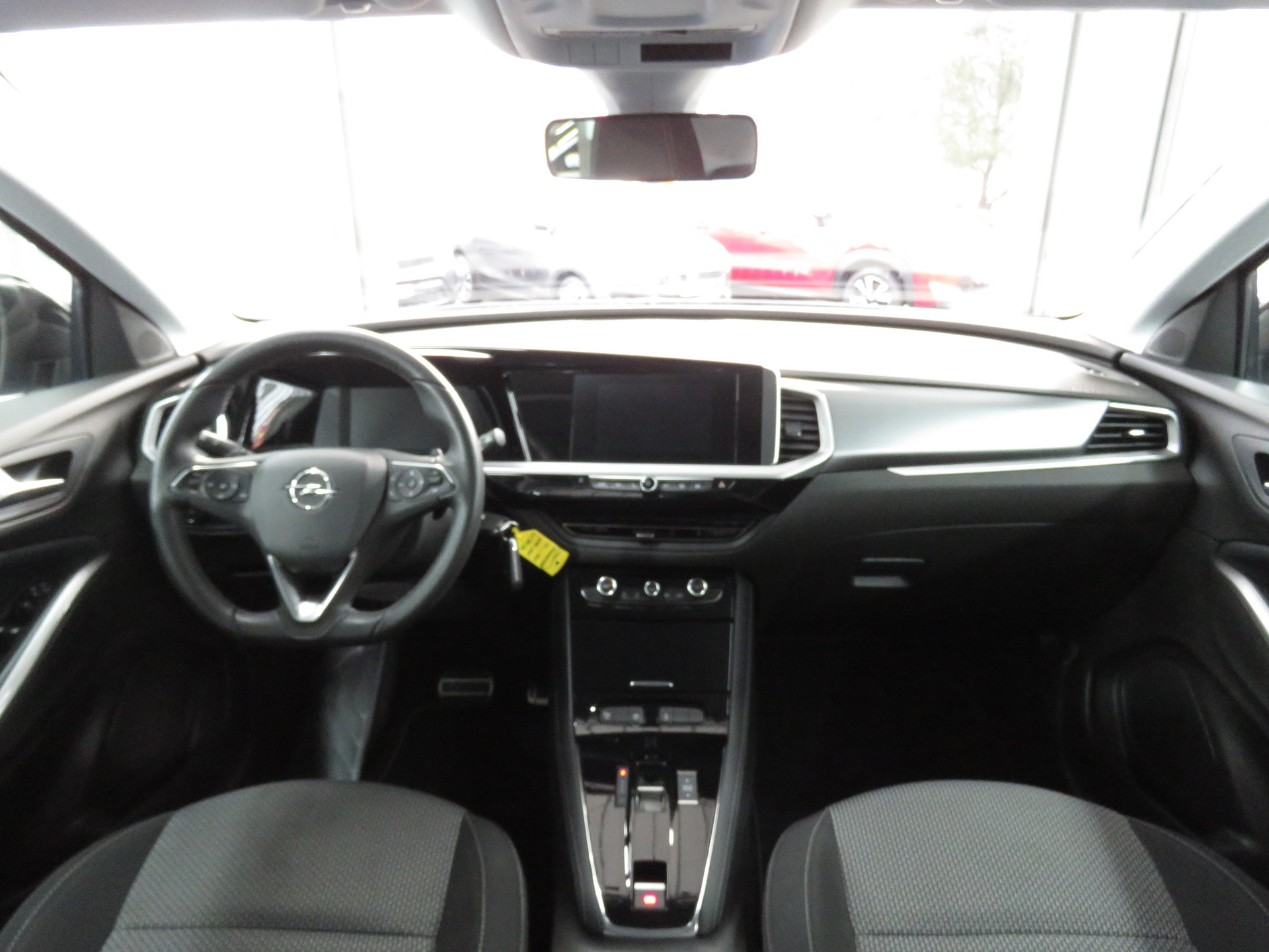 OPEL Grandland 1.2i TP Edition Automatik-image-13