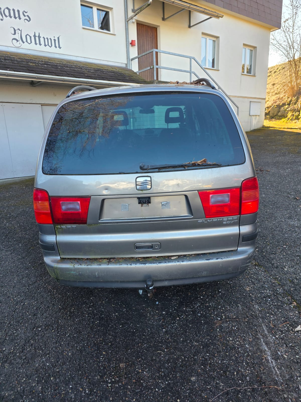 SEAT Alhambra 1.8 Turbo Sport-image-6