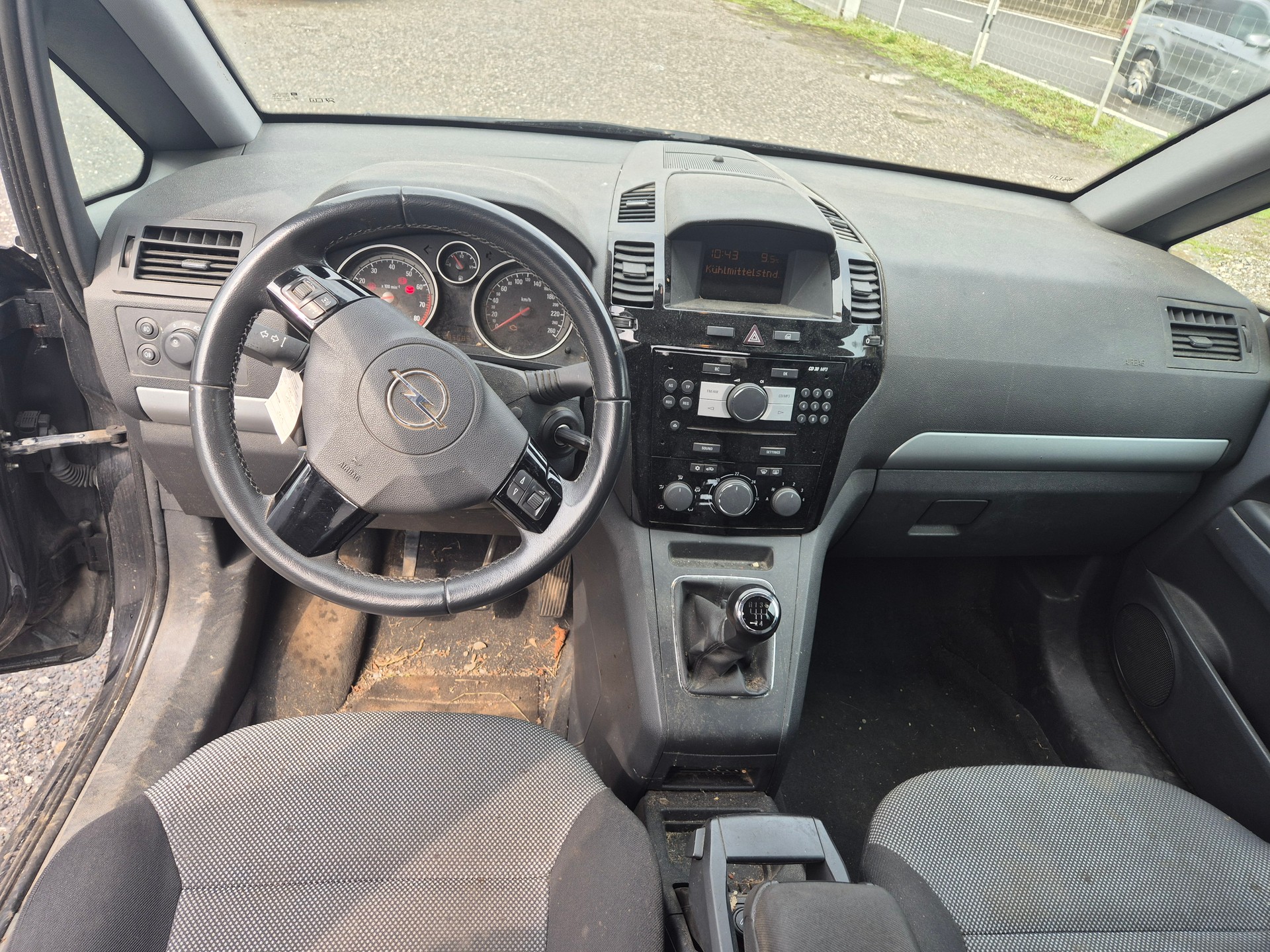 OPEL Zafira 1.8i 16V Enjoy-image-8