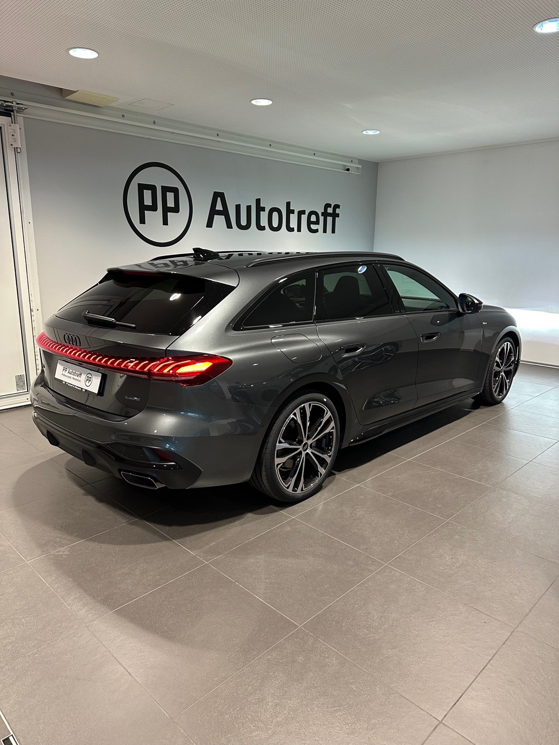 AUDI A5 Avant TFSI quattro 150 kW S tronic-image-11