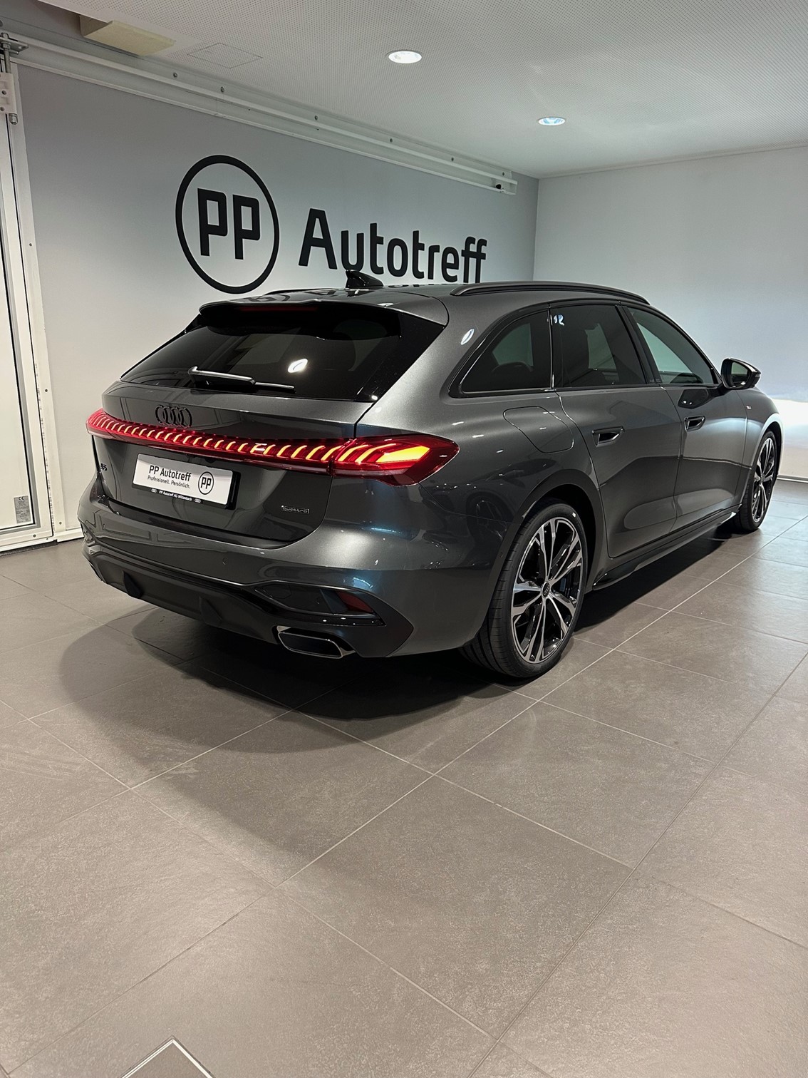 AUDI A5 Avant TFSI quattro 150 kW S tronic-image-10